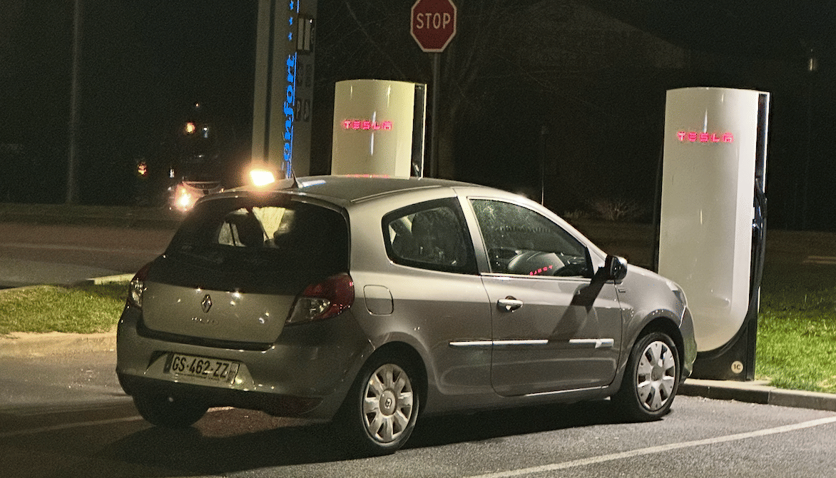 Renault Clio, 2012, Essence 98
