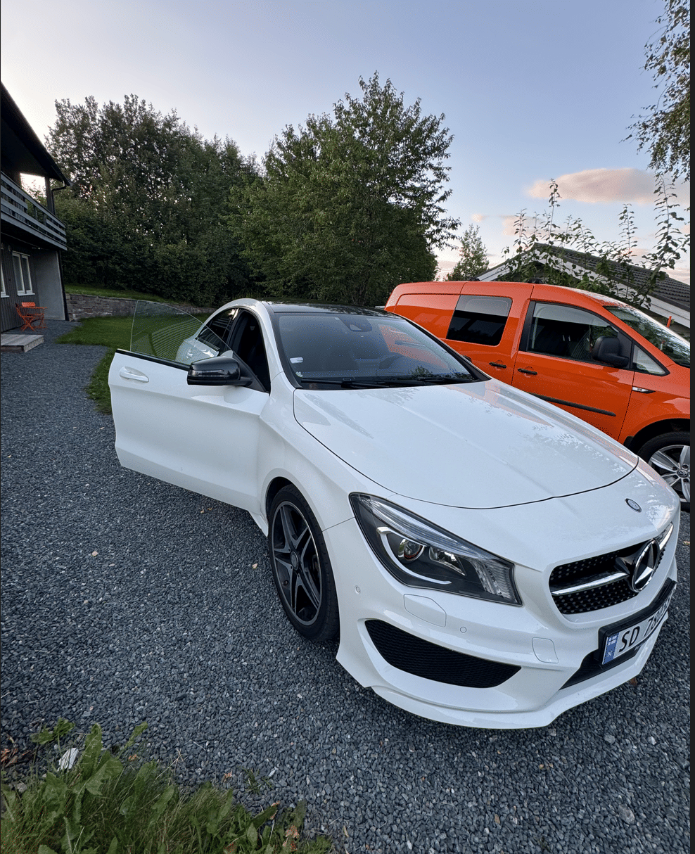 Mercedes-Benz CLA-Klasse med GPS