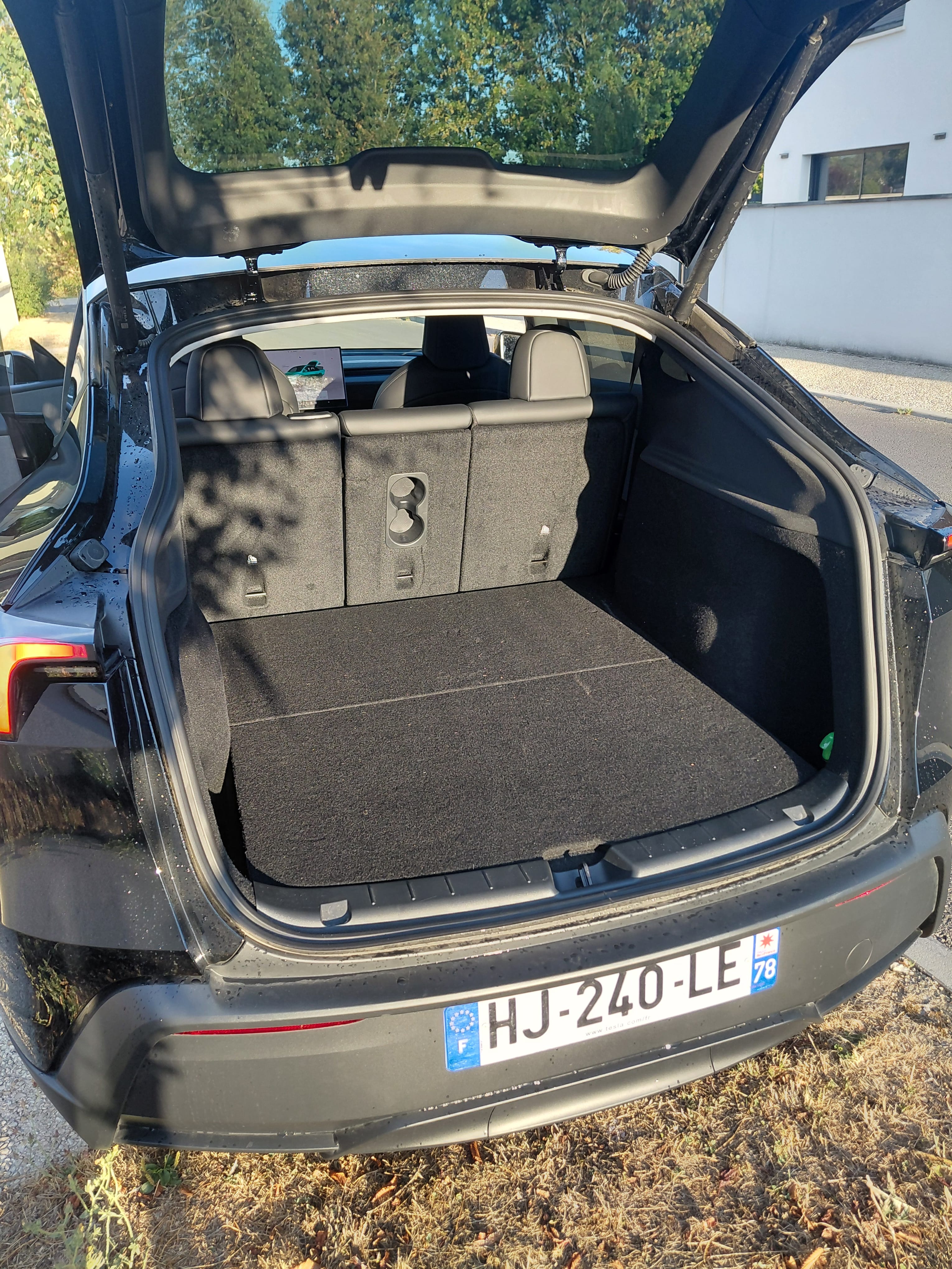 Tesla Model Y avec Régulateur de vitesse