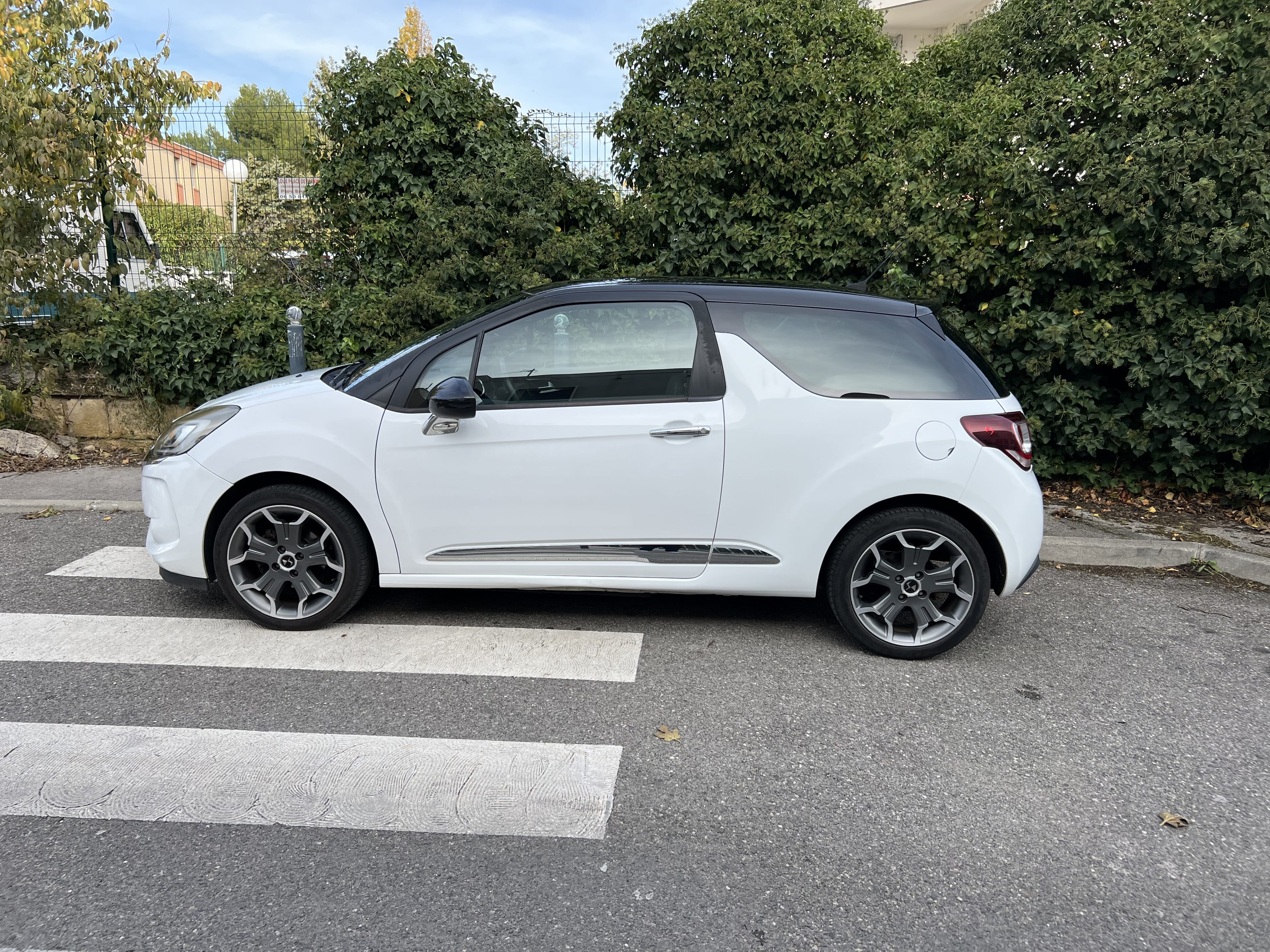 DS 3 1.2 éthanol avec Climatisation