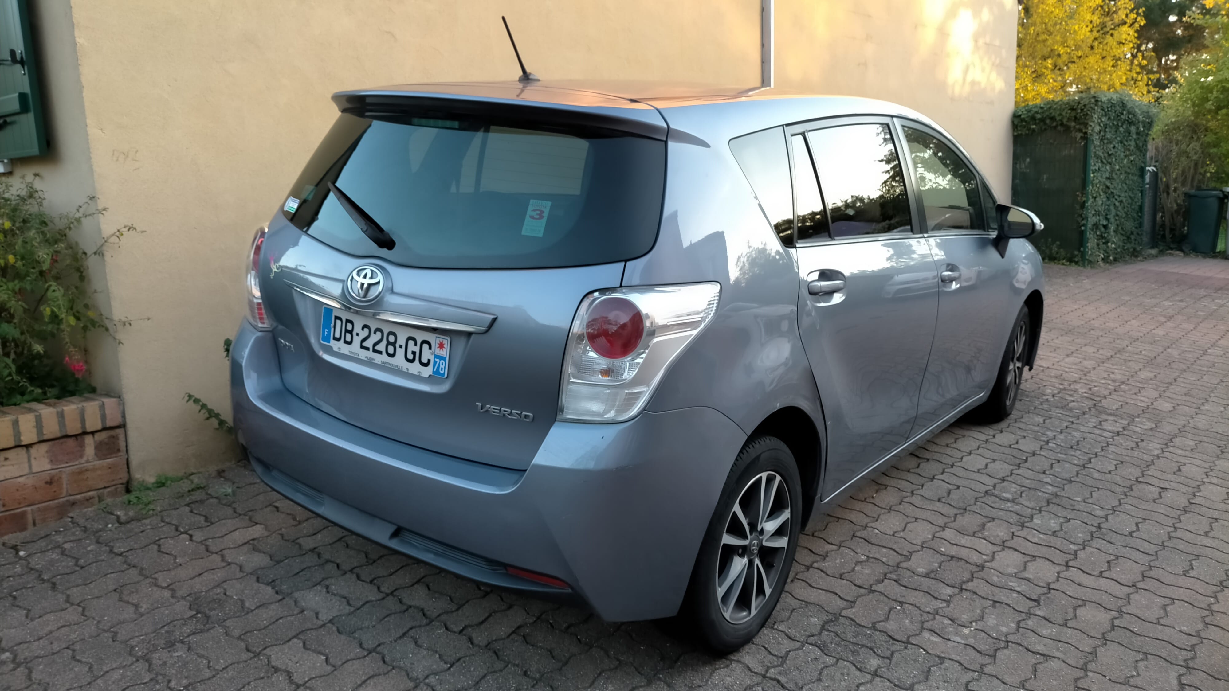 Toyota Verso avec GPS