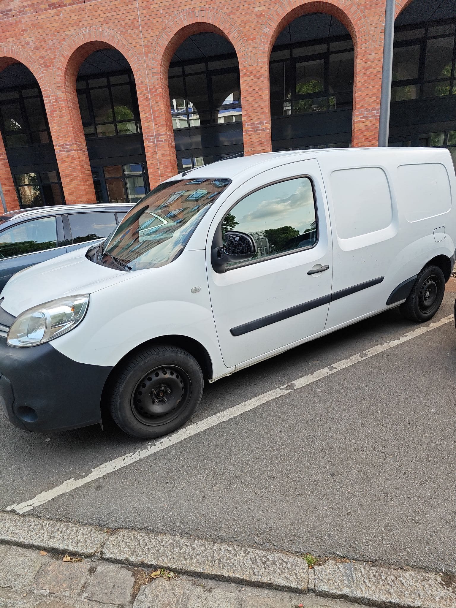 Renault Kangoo Fourgon XL rallongé Grand Volume avec Audio Bluetooth