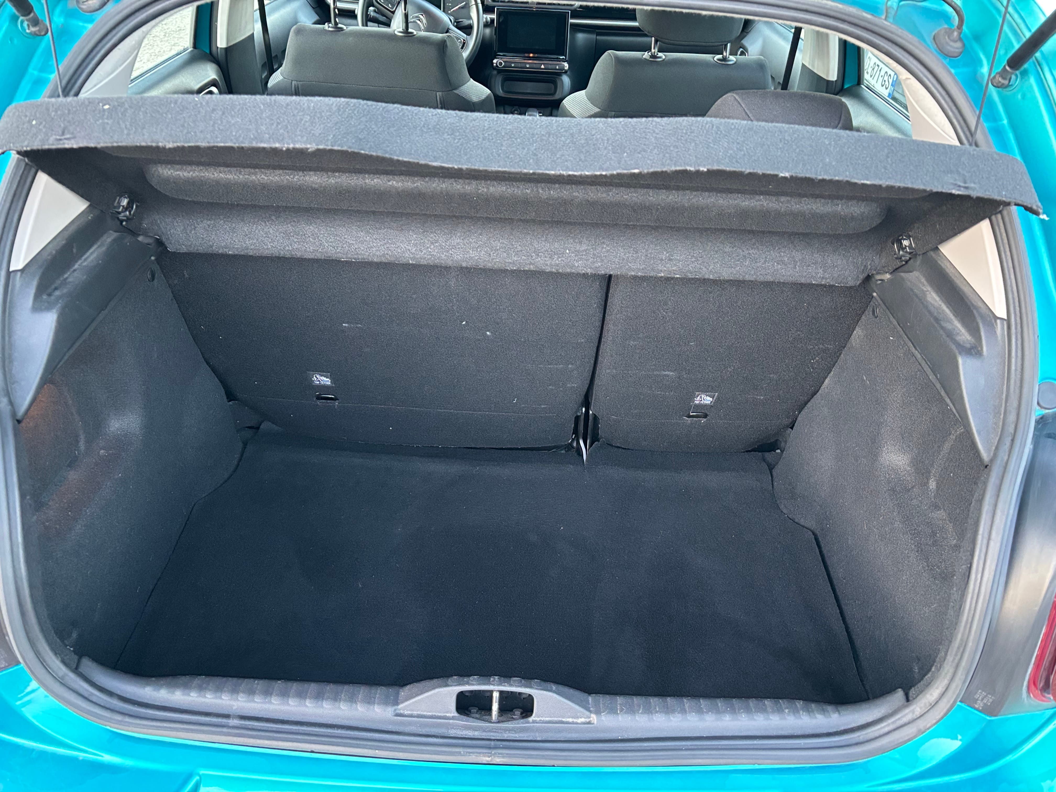 Citroen C3 1,2 110 cv  eat6 automatique avec Autoradio