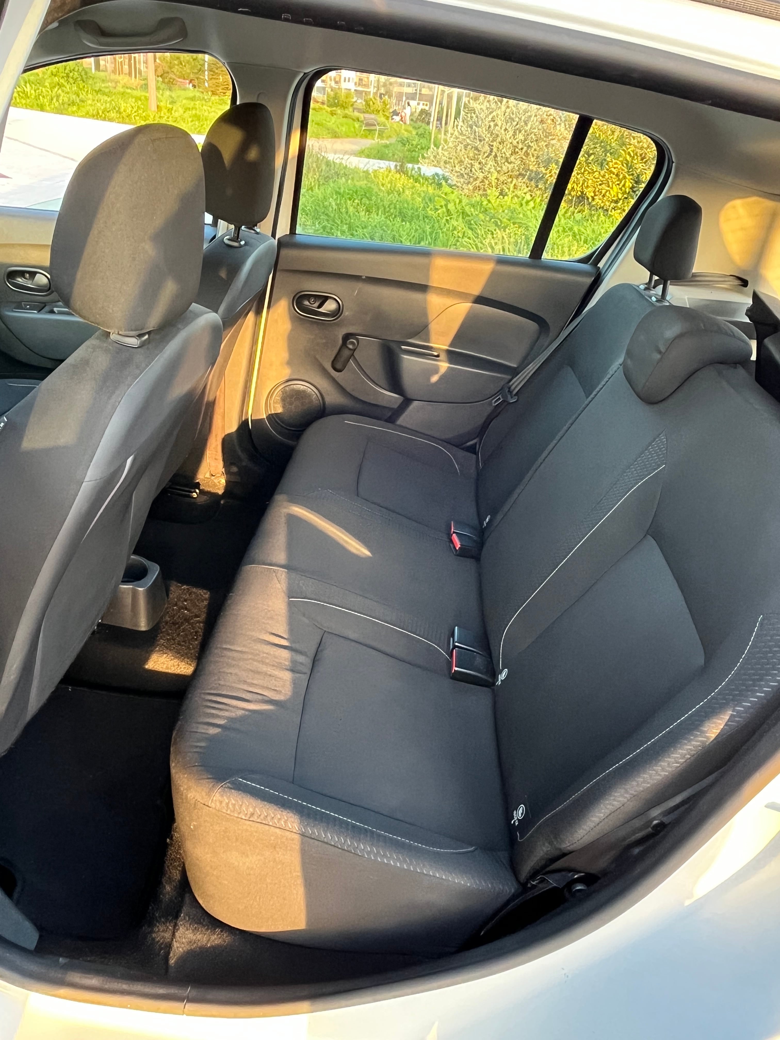 Dacia Sandero con GPS