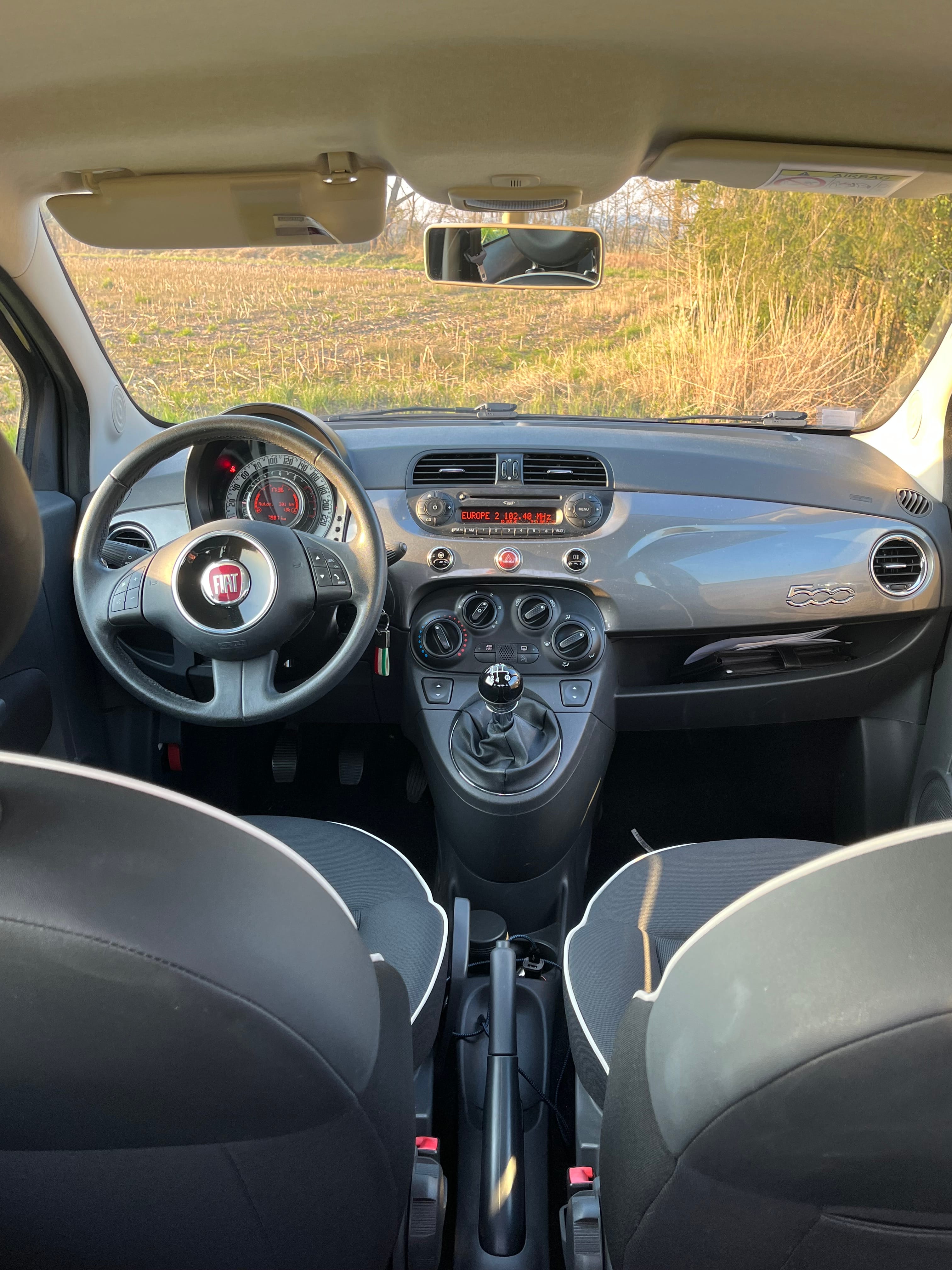 Fiat 500 avec Autoradio