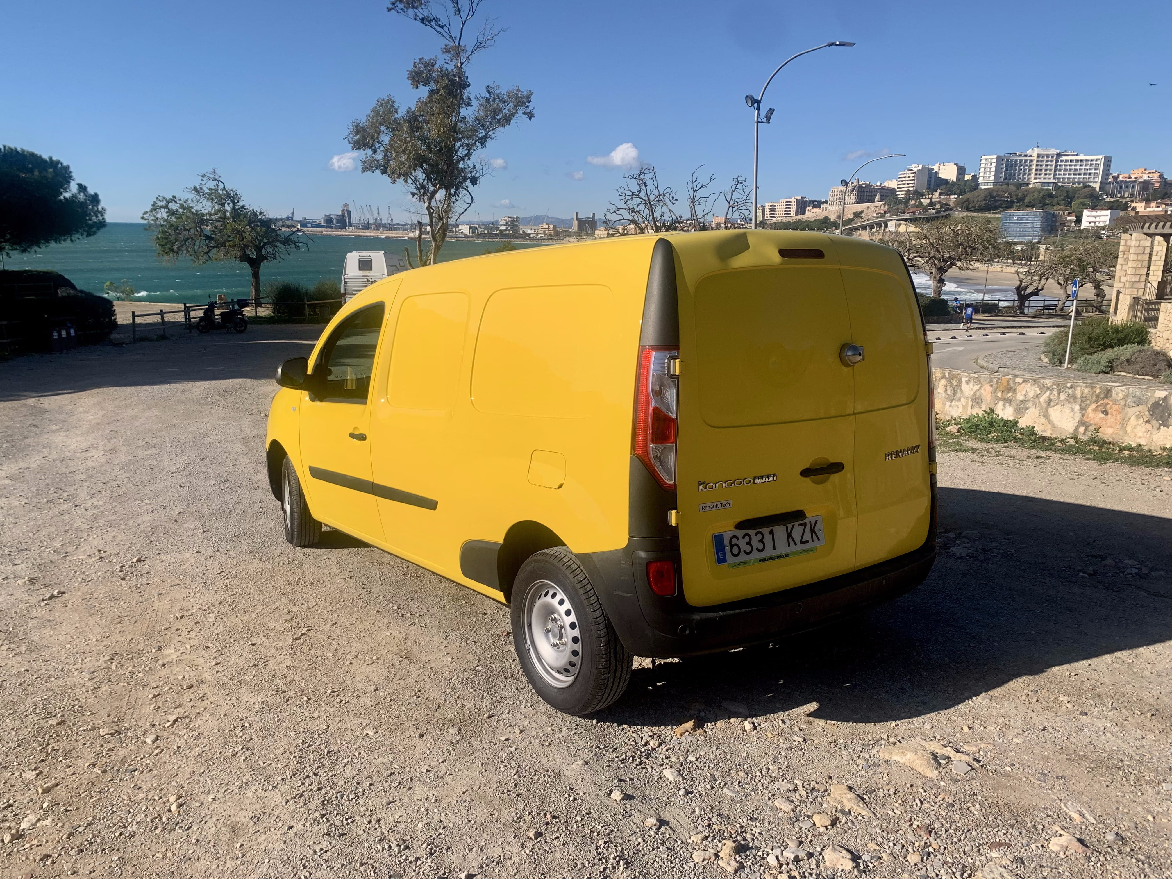 Renault Kangoo Van Camperizada con Cámara de marcha atrás