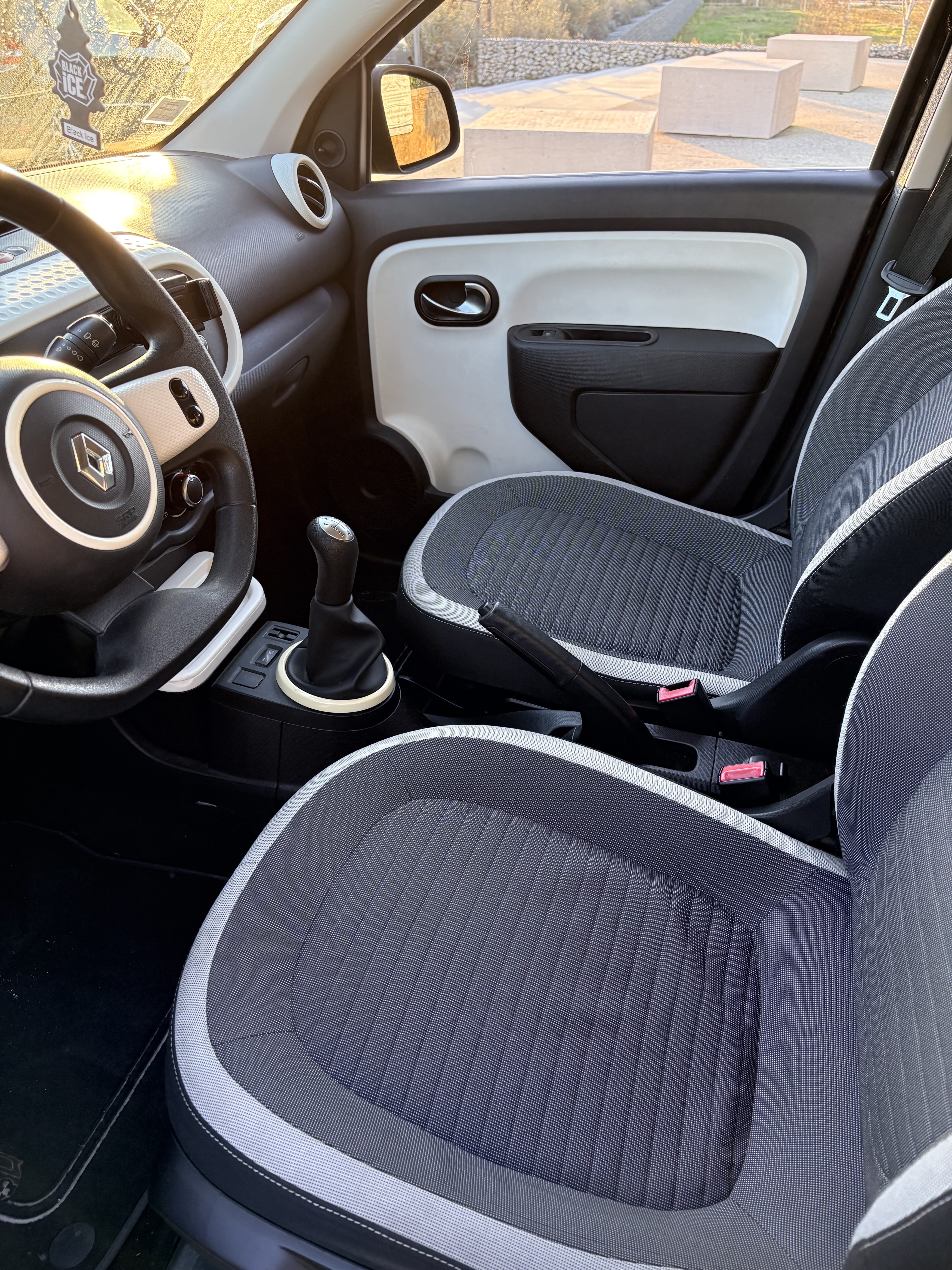 Renault Twingo III Zen avec Port USB