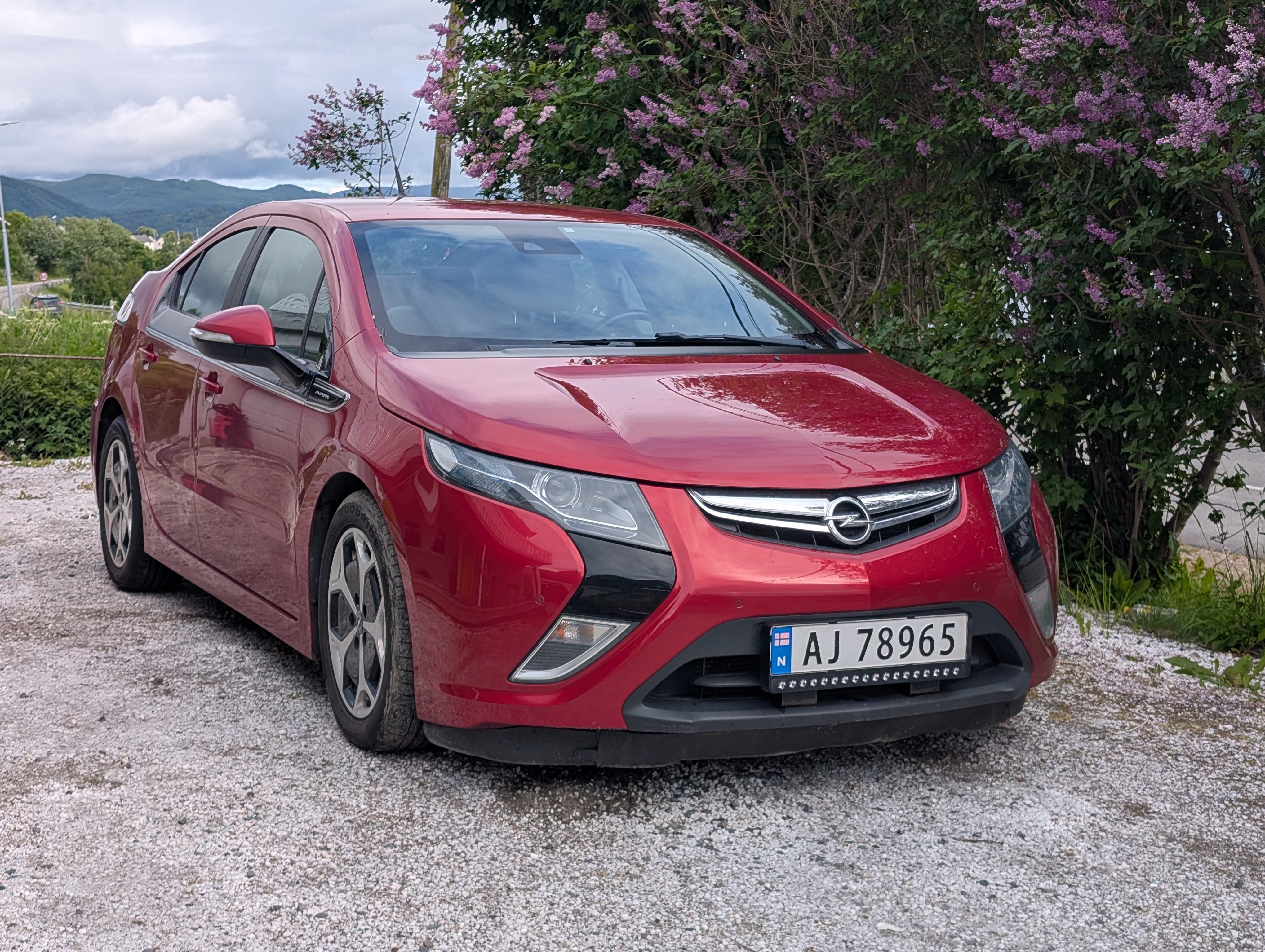Opel Ampera, 2013, Blyfri 95 / Elektrisk (hybrid), automatisk