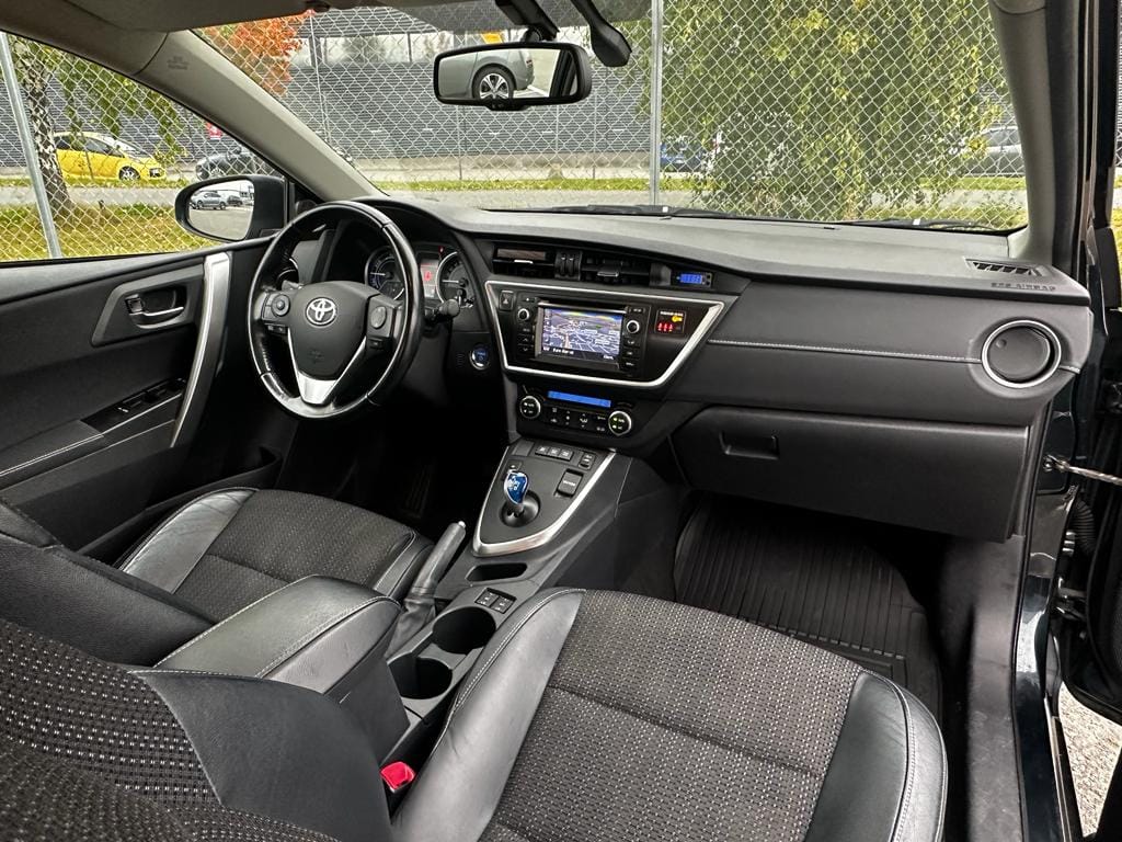 Toyota Auris 1,8 Automat, Bensin, Drivstoffvennlig mit Bluetooth-Audio