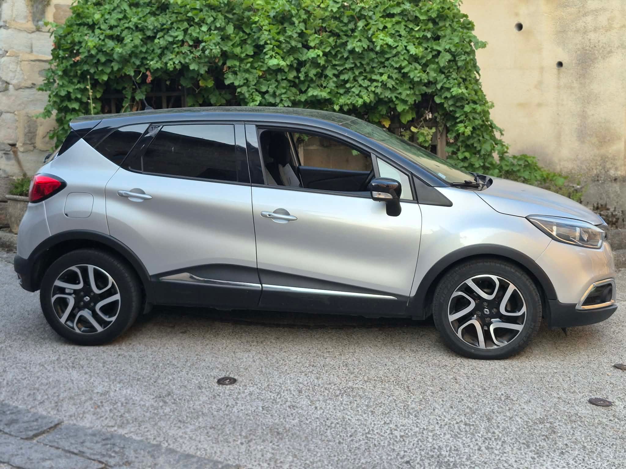 Renault Captur 0.9 tce 90 avec Audio Bluetooth