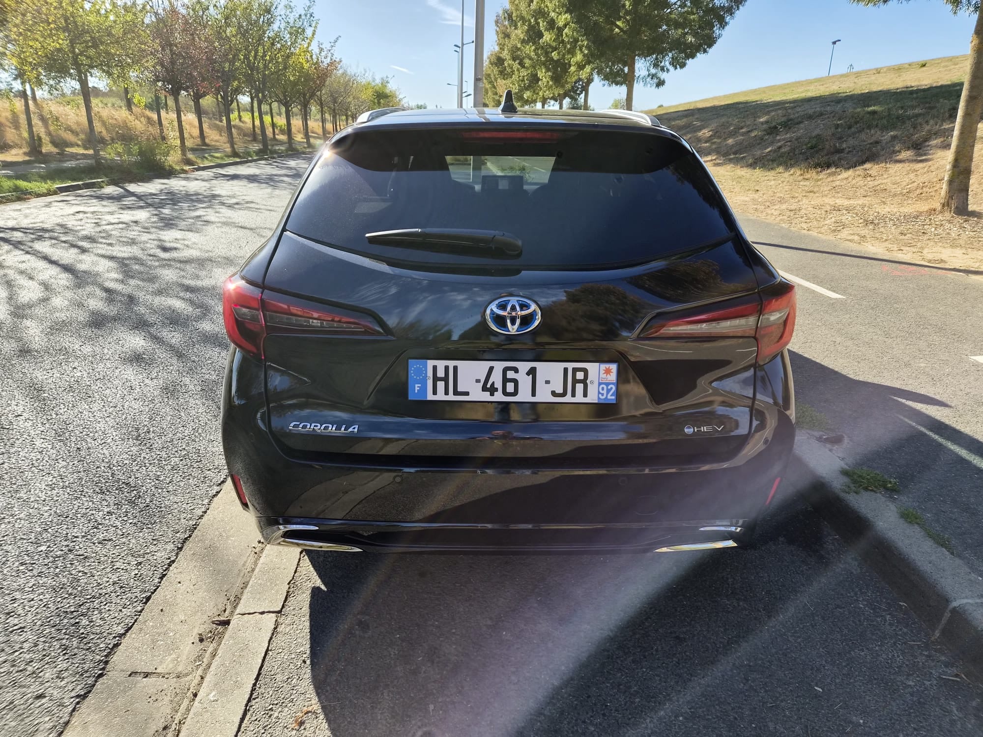 Toyota Corolla Break Hybride avec Quatre roues motrices