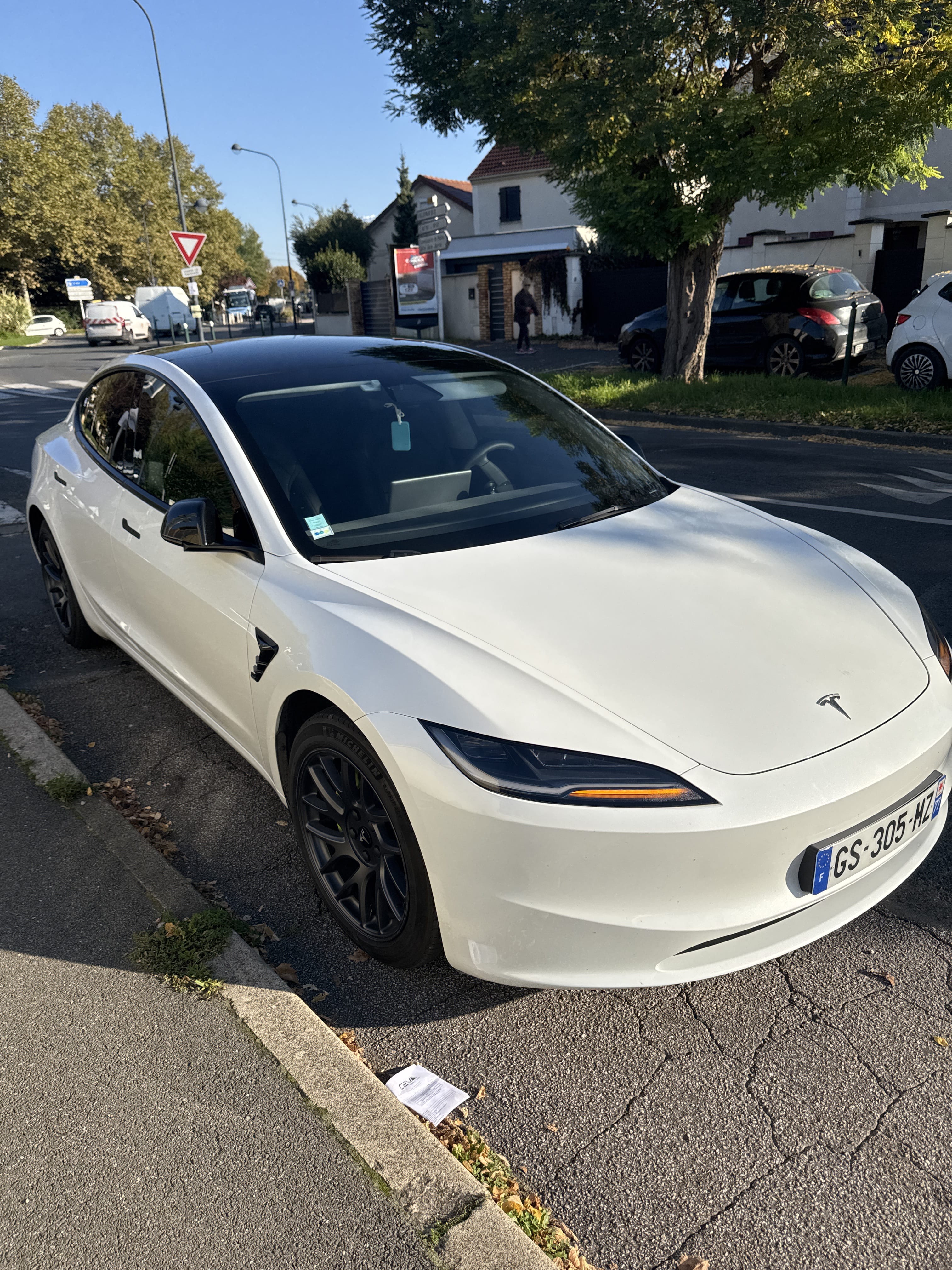 Tesla Model 3, 2023, Électrique, automatique
