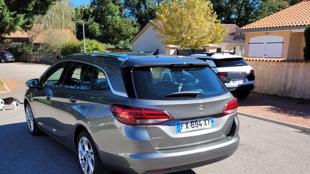 Opel Astra Break Tres bien équipée avec Régulateur de vitesse