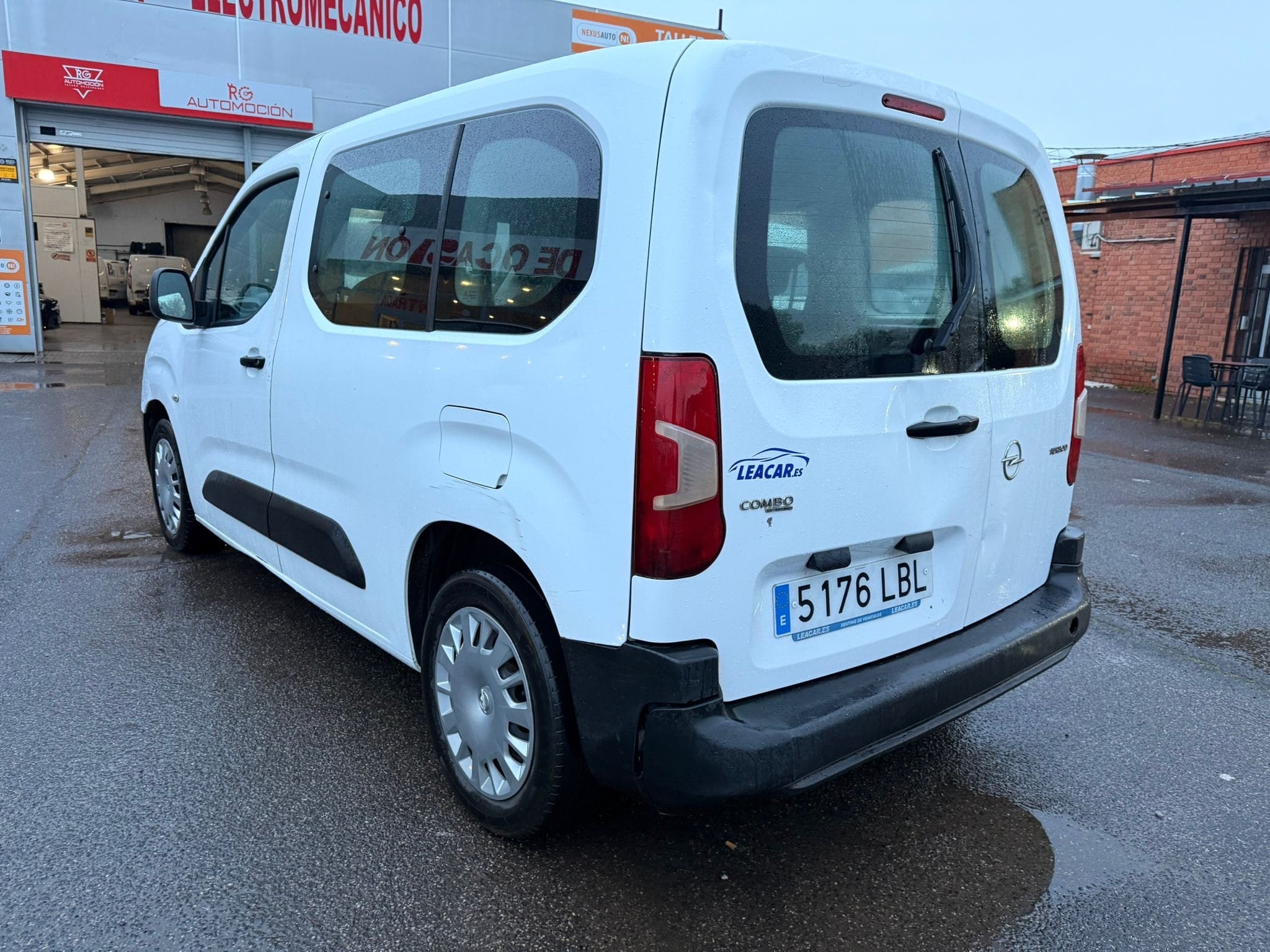 Opel Combo Life con Puertos de carga USB