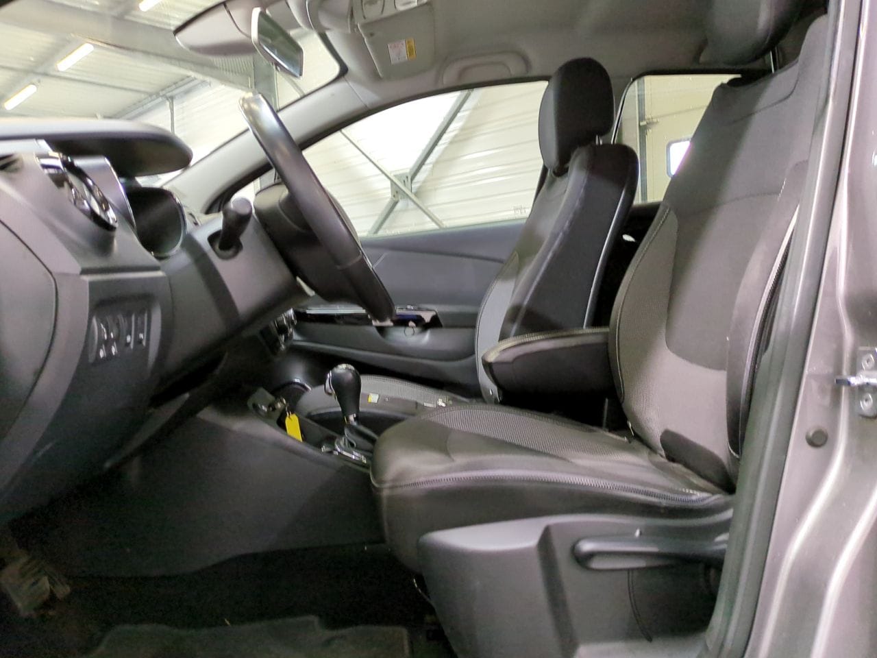 Renault Captur 1.3 Tce 120CV - Essence - Boite automatique avec Port USB