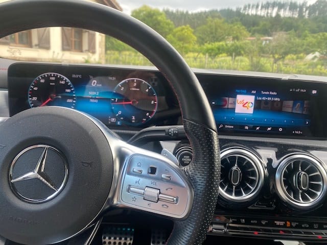 Mercedes-Benz Clase CLA med Cruisekontroll