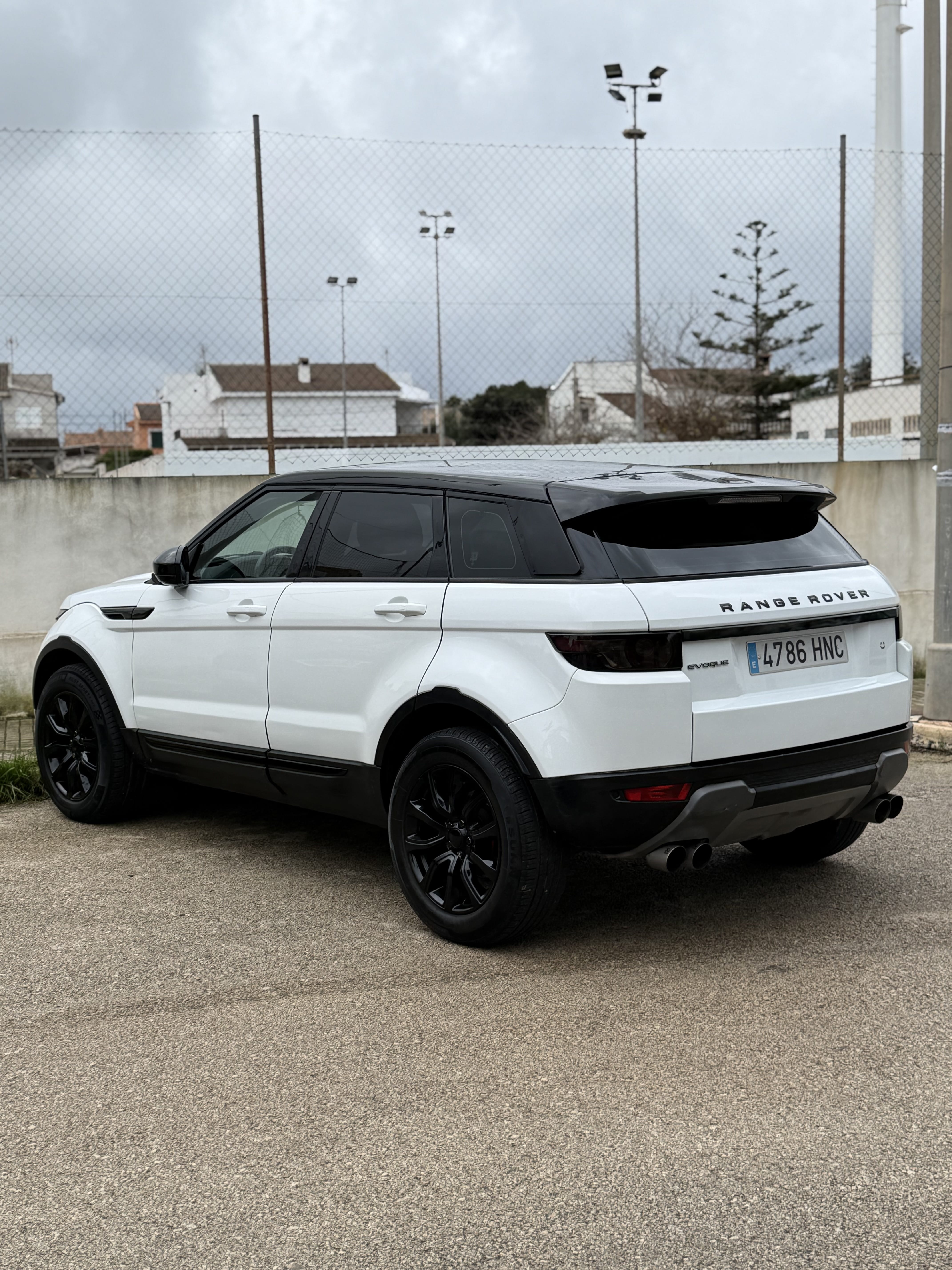 Land-Rover Range Rover Evoque R-Dynamic SE 2.2 SD4, 2012, Diesel
