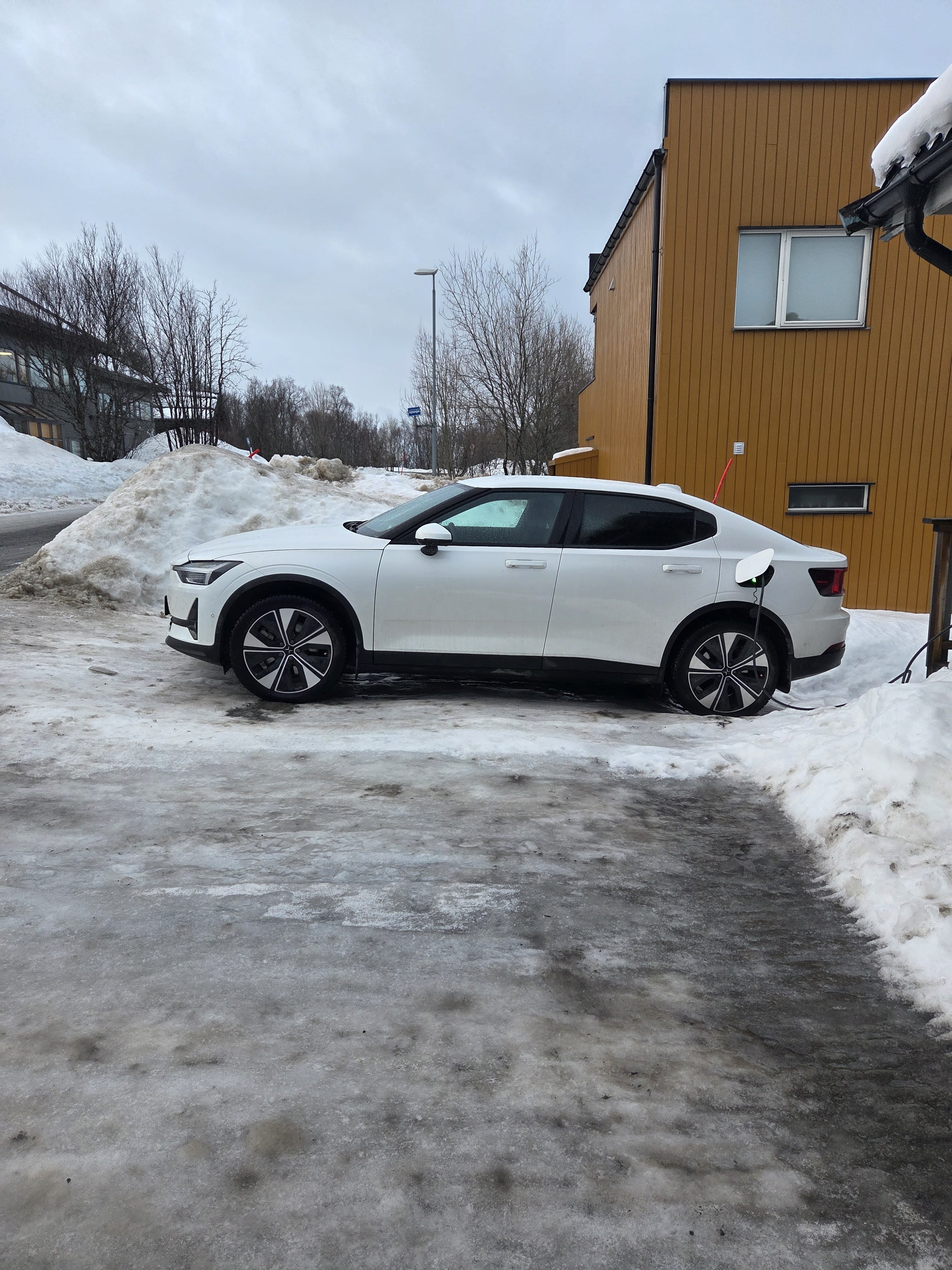 Polestar 2 Long Range Dual Motor avec Climatisation