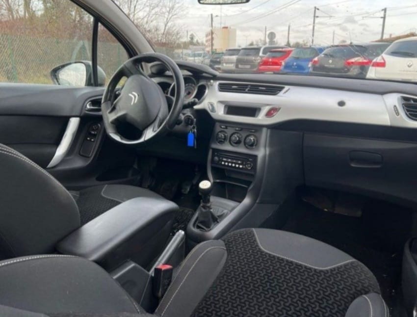 Citroen C3 avec Siège bébé