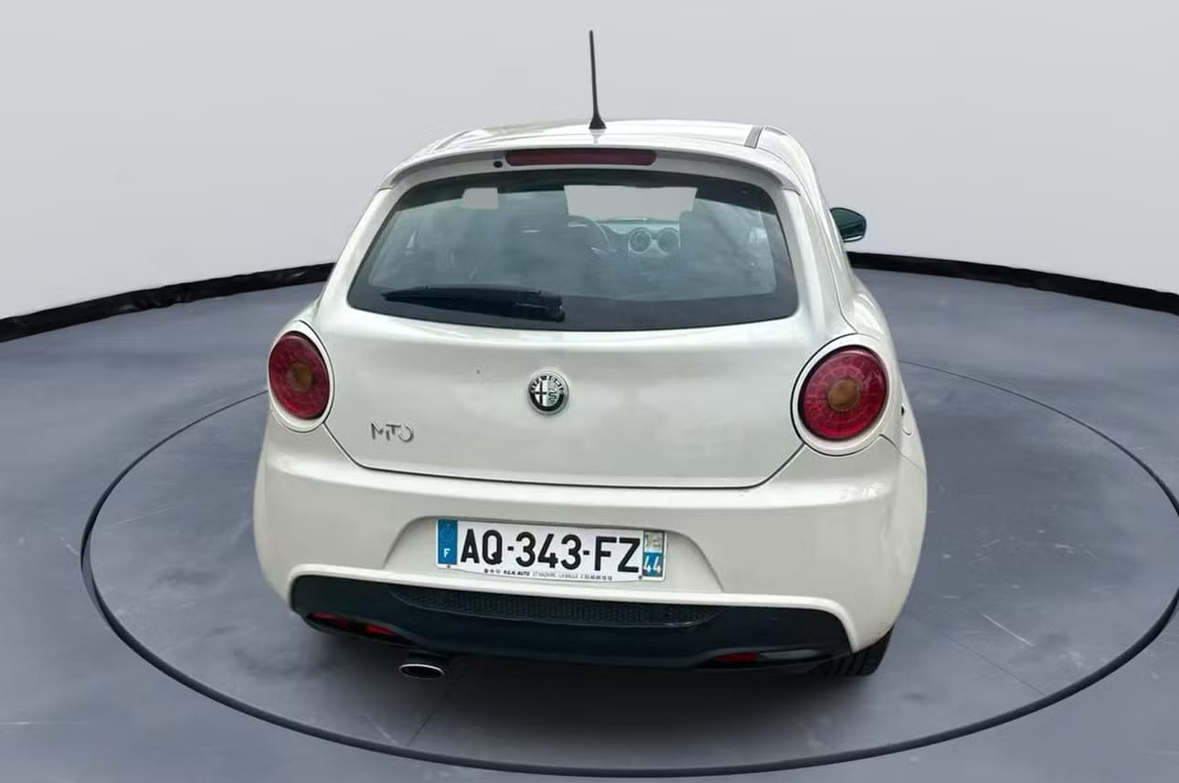 Alfa-Romeo Mito avec Siège bébé