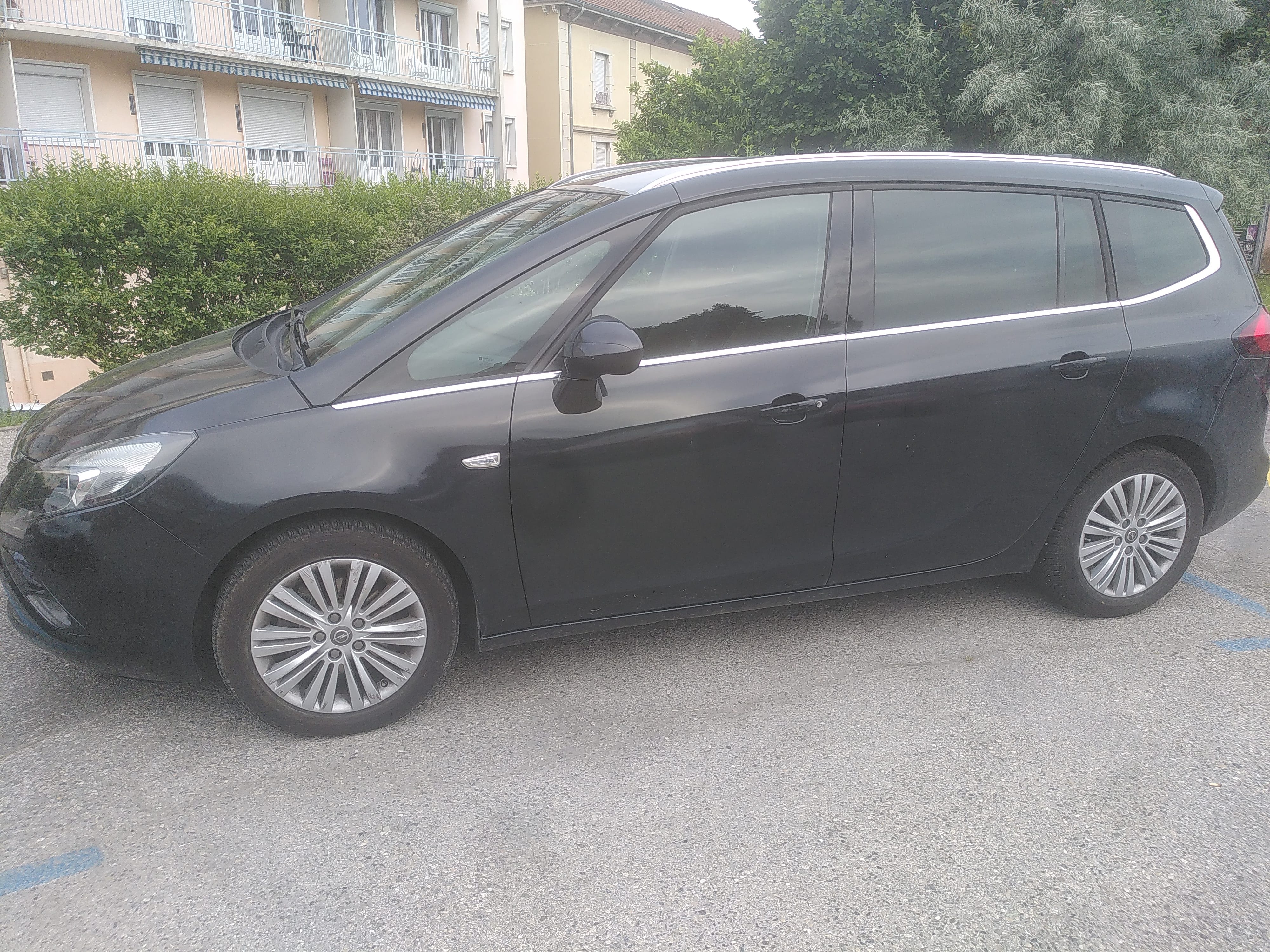 Opel Zafira Tourer avec Climatisation
