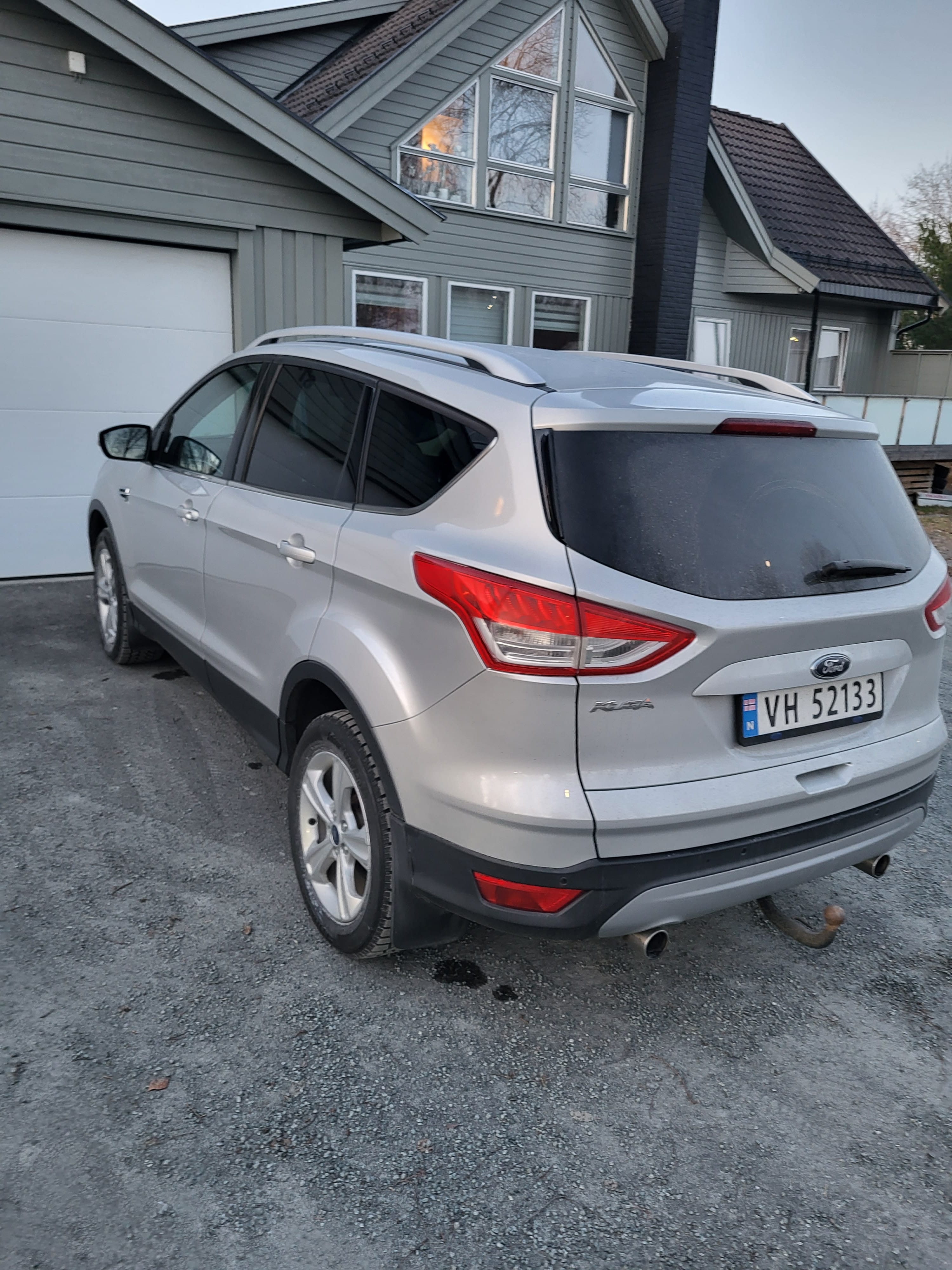 Ford Kuga med Cruisekontroll