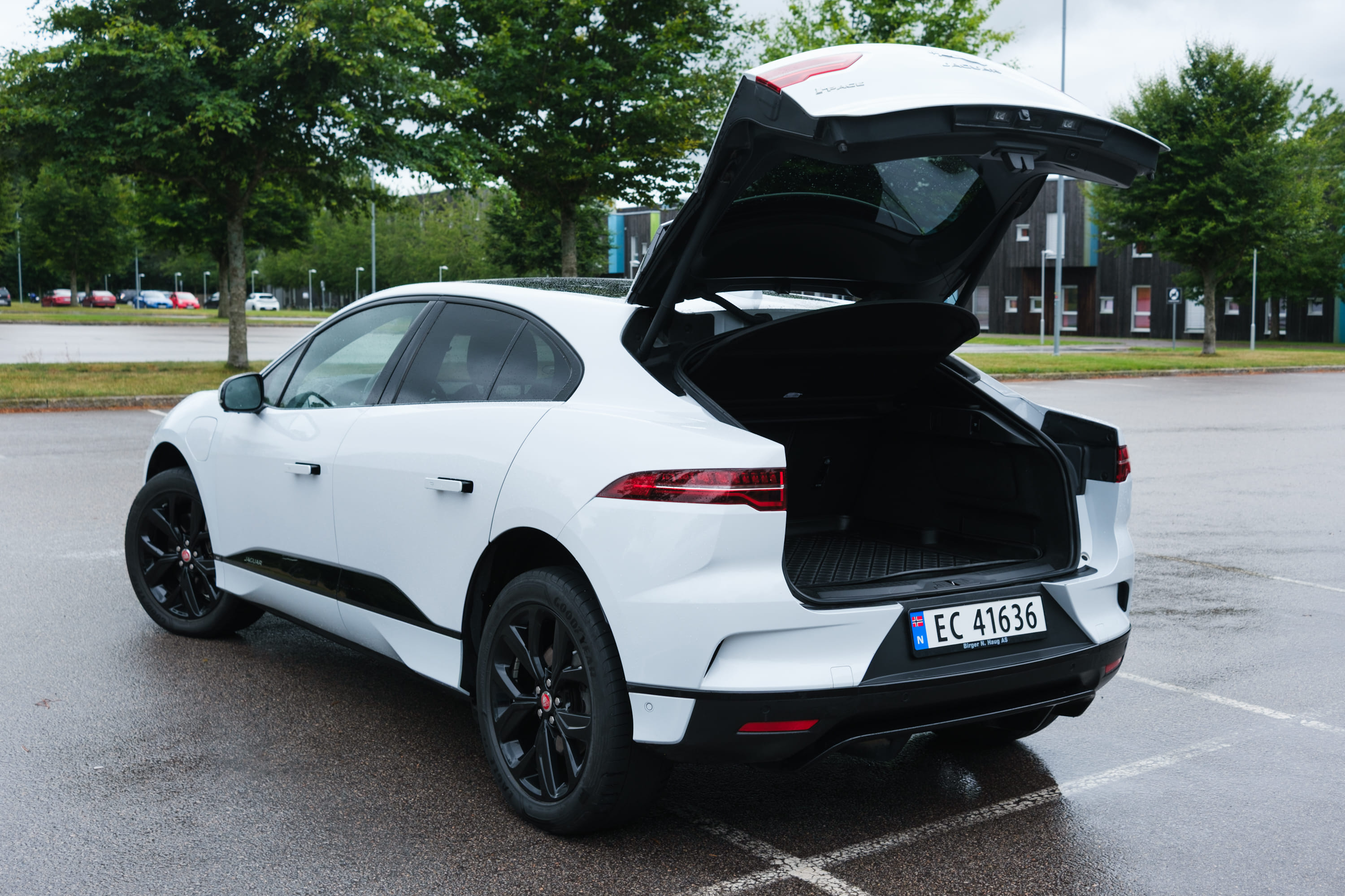 Jaguar I-Pace EV400 SE med Cruisekontroll