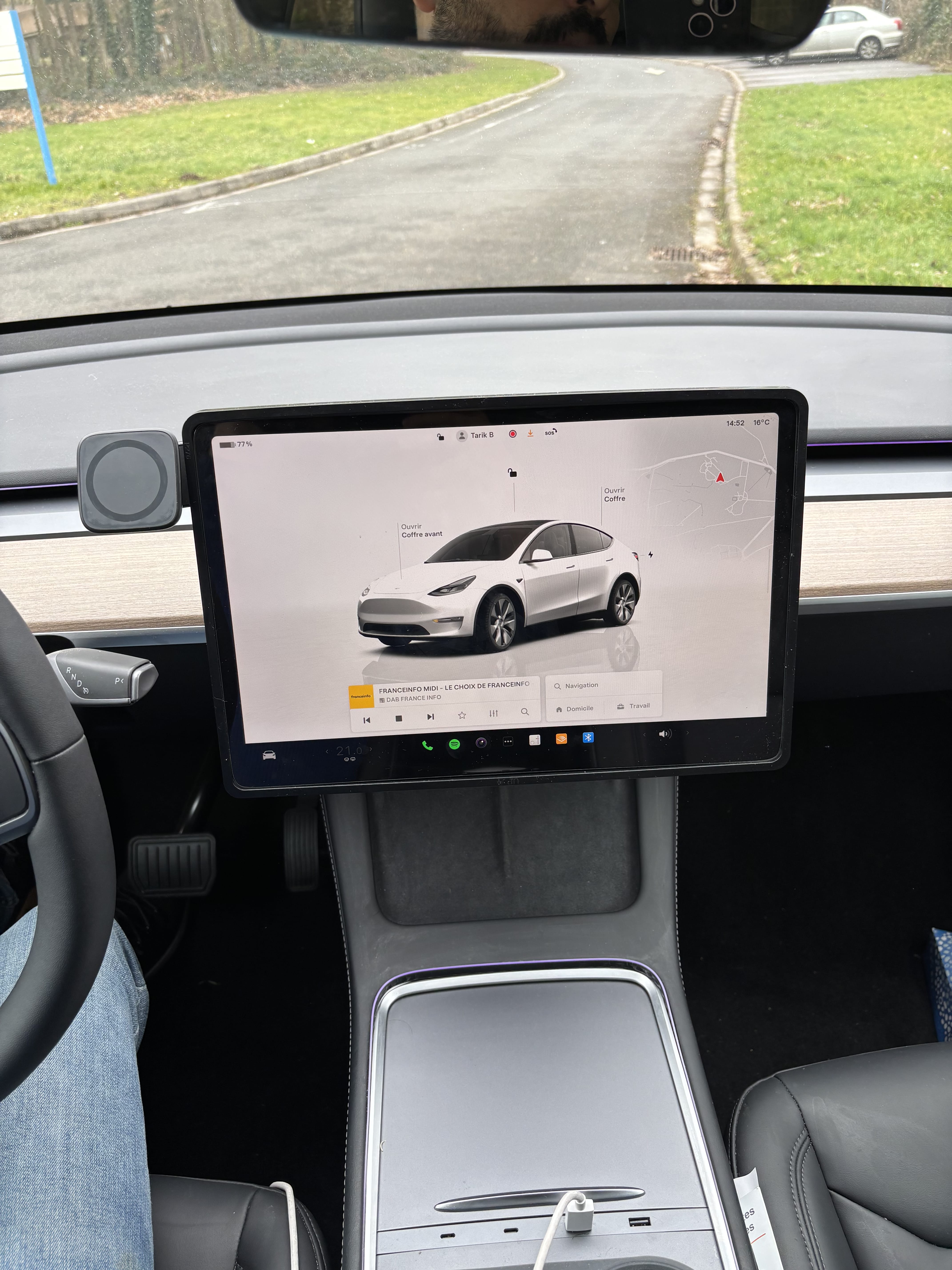 Tesla Model Y avec Régulateur de vitesse