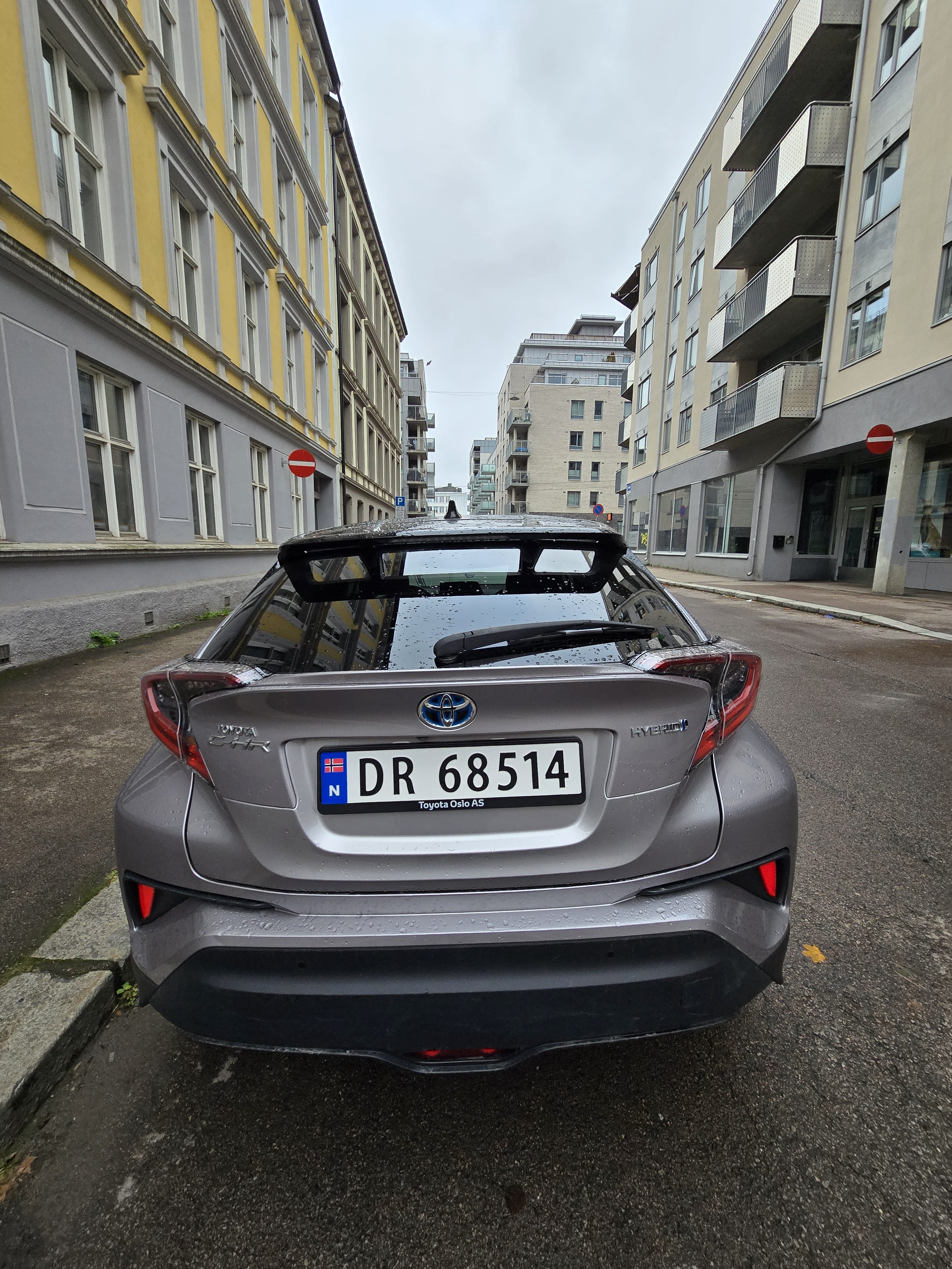 Toyota C-HR Hybrid med Vinterdekk