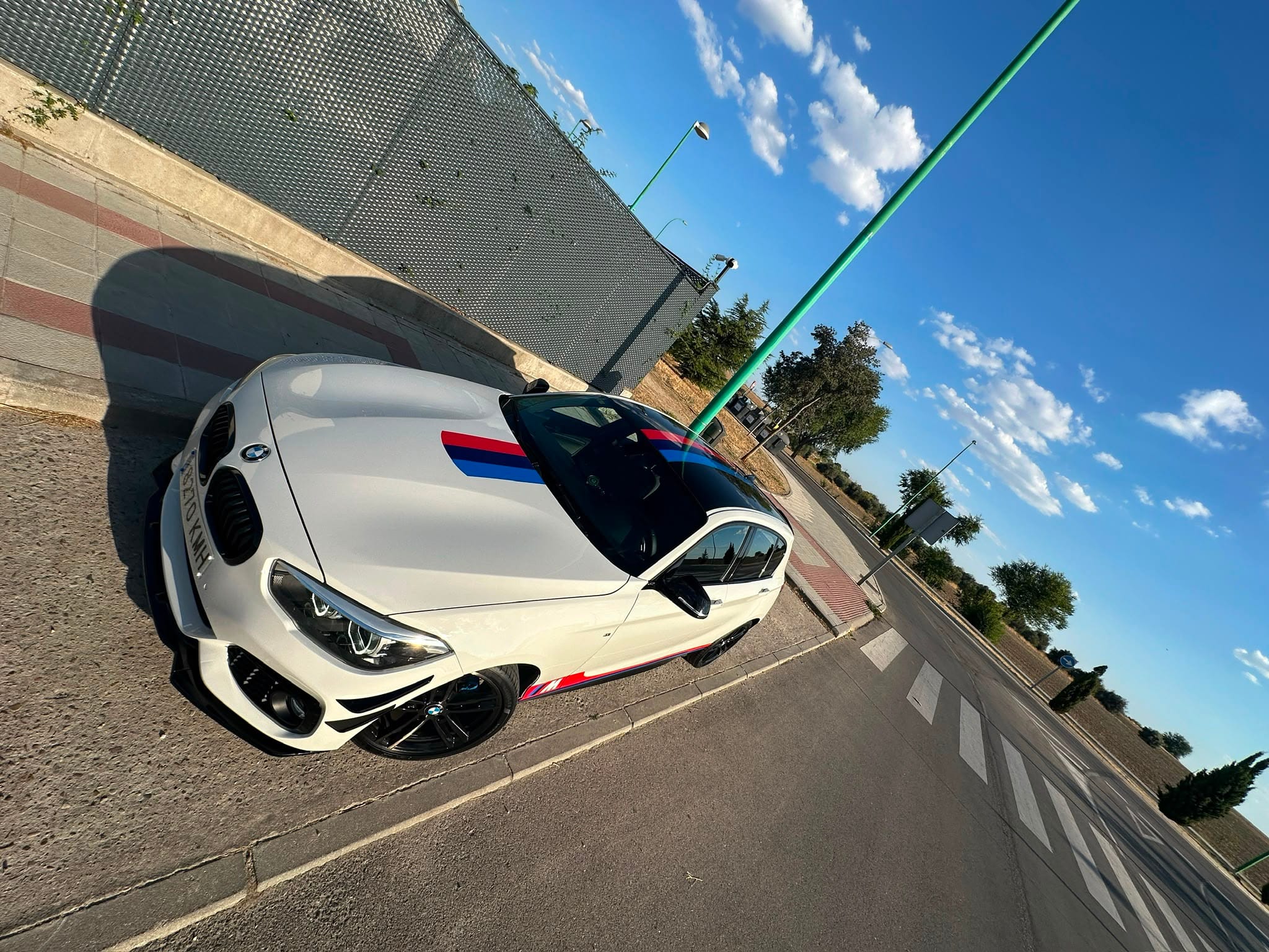 BMW Serie 1 M Sport avec Apple CarPlay