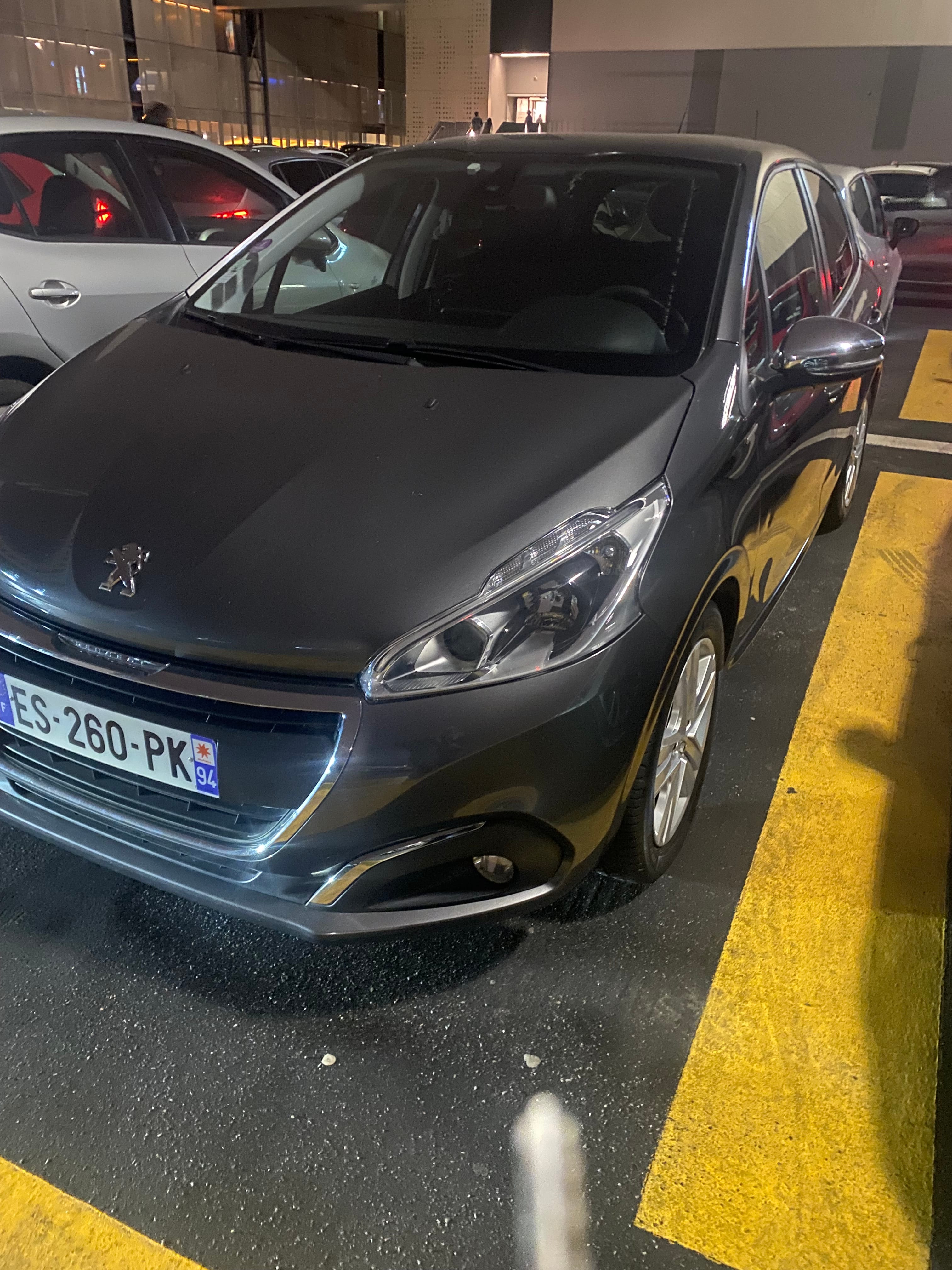 Peugeot 208, 2017, Essence 95