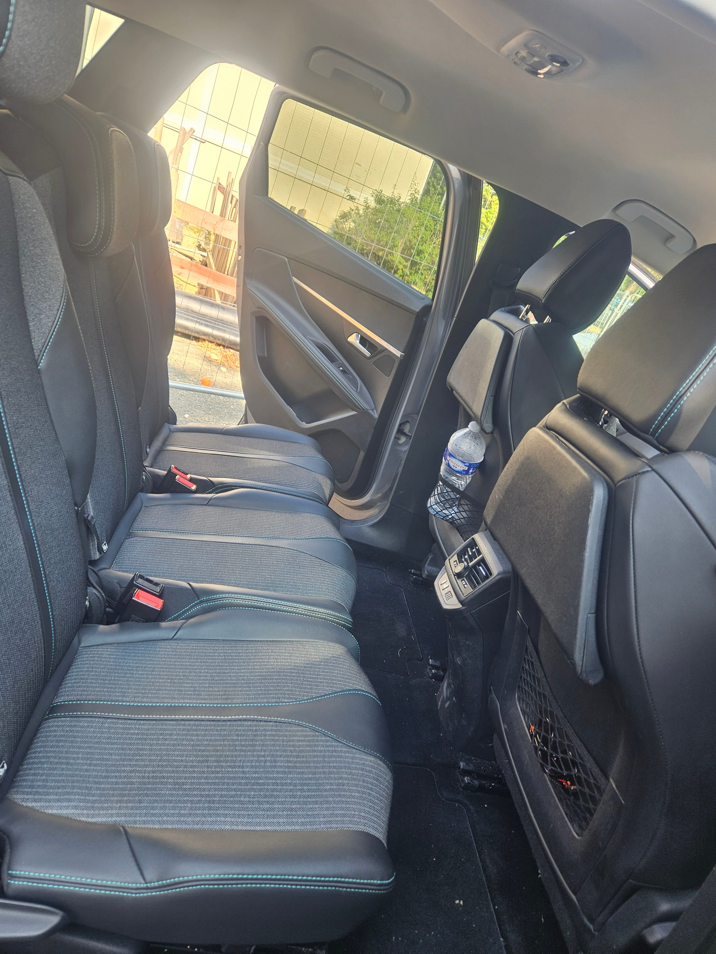 Peugeot 5008 avec GPS