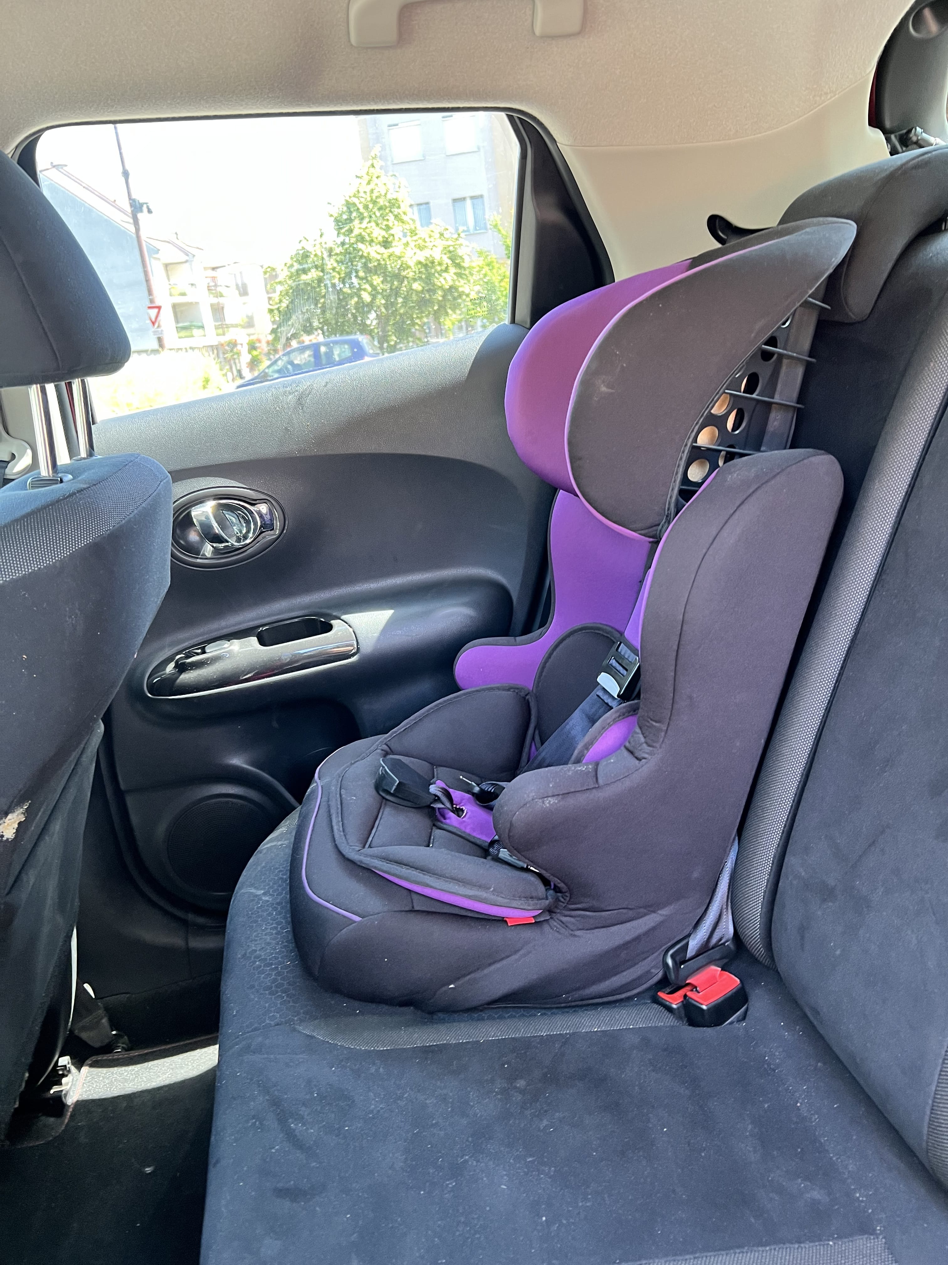 Nissan Juke avec Siège bébé