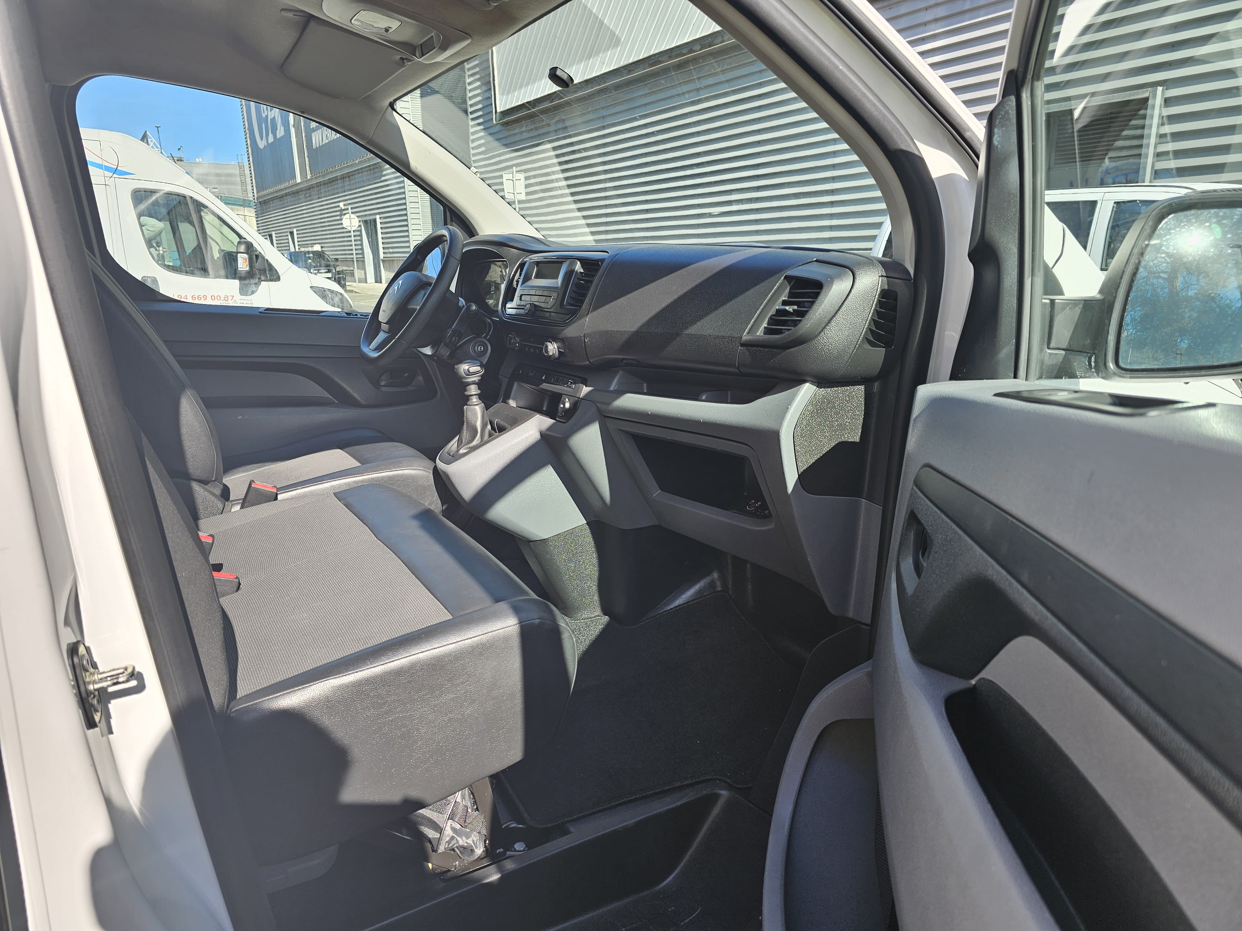 Citroen Jumpy mit Audio-/iPod-Zugang