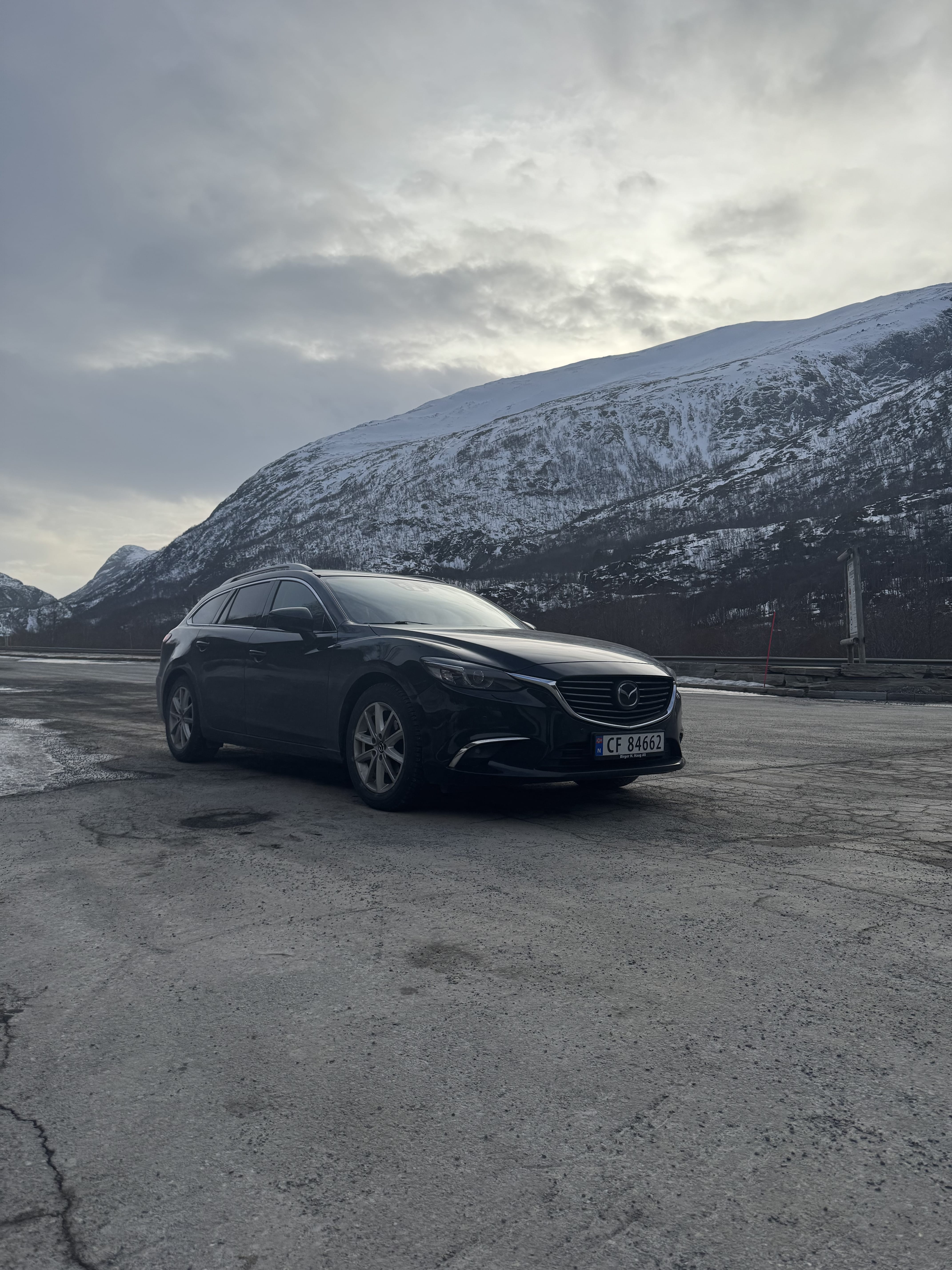 Mazda 6 2,2l D Optimum 4x4 automatic med Aircondition