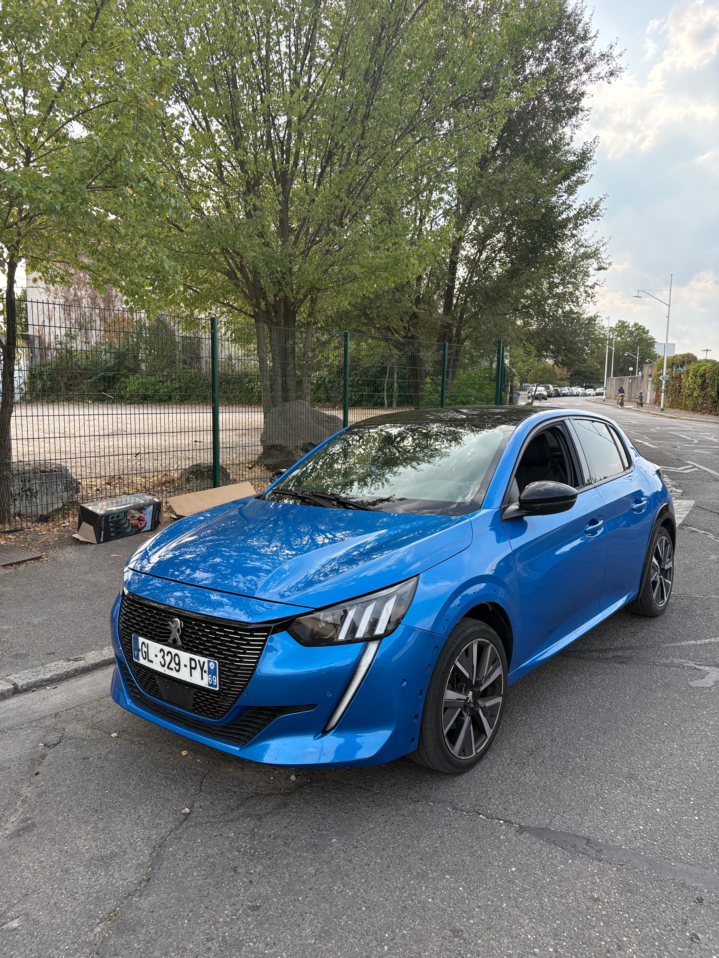Peugeot 208, 2021, Essence 95