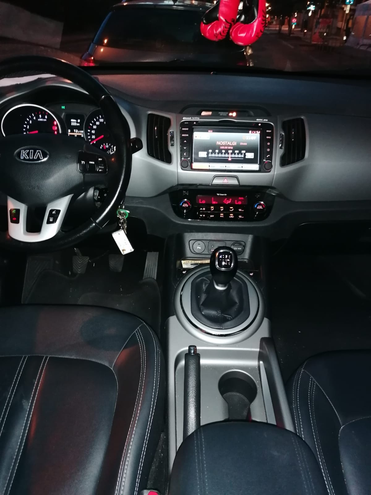 Kia Opirus avec Régulateur de vitesse