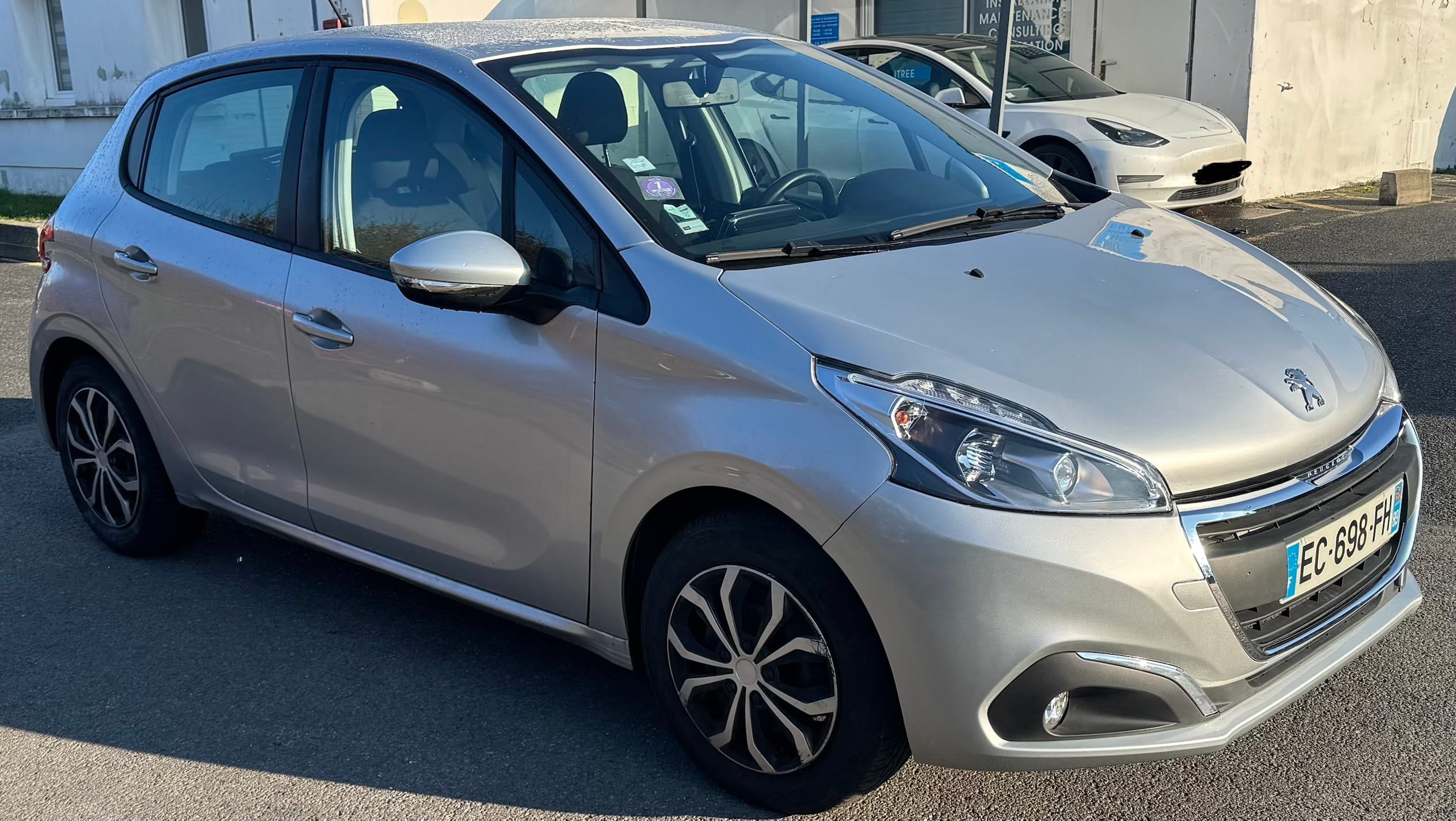 Peugeot 208 avec Climatisation