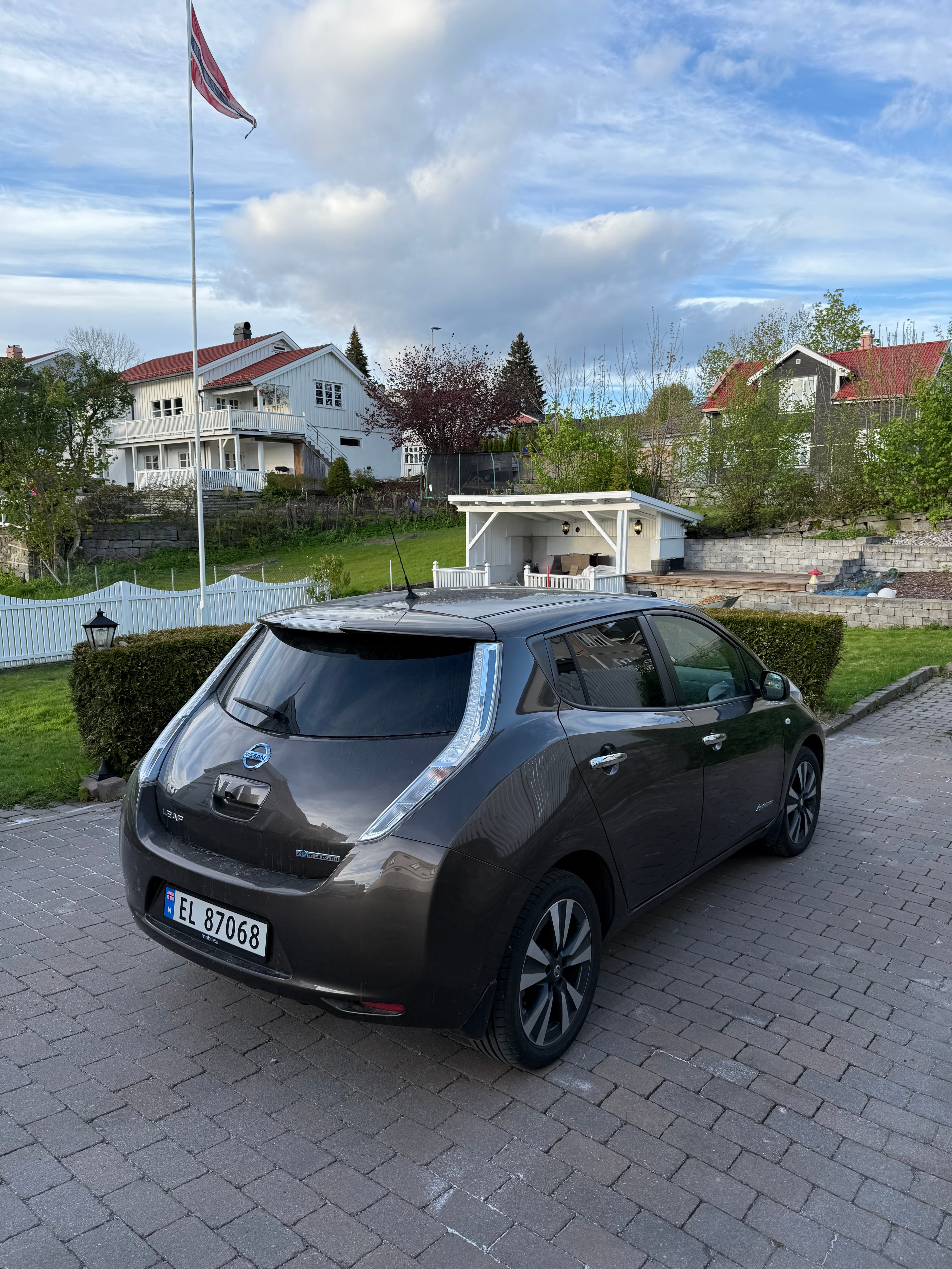 Nissan Leaf med GPS