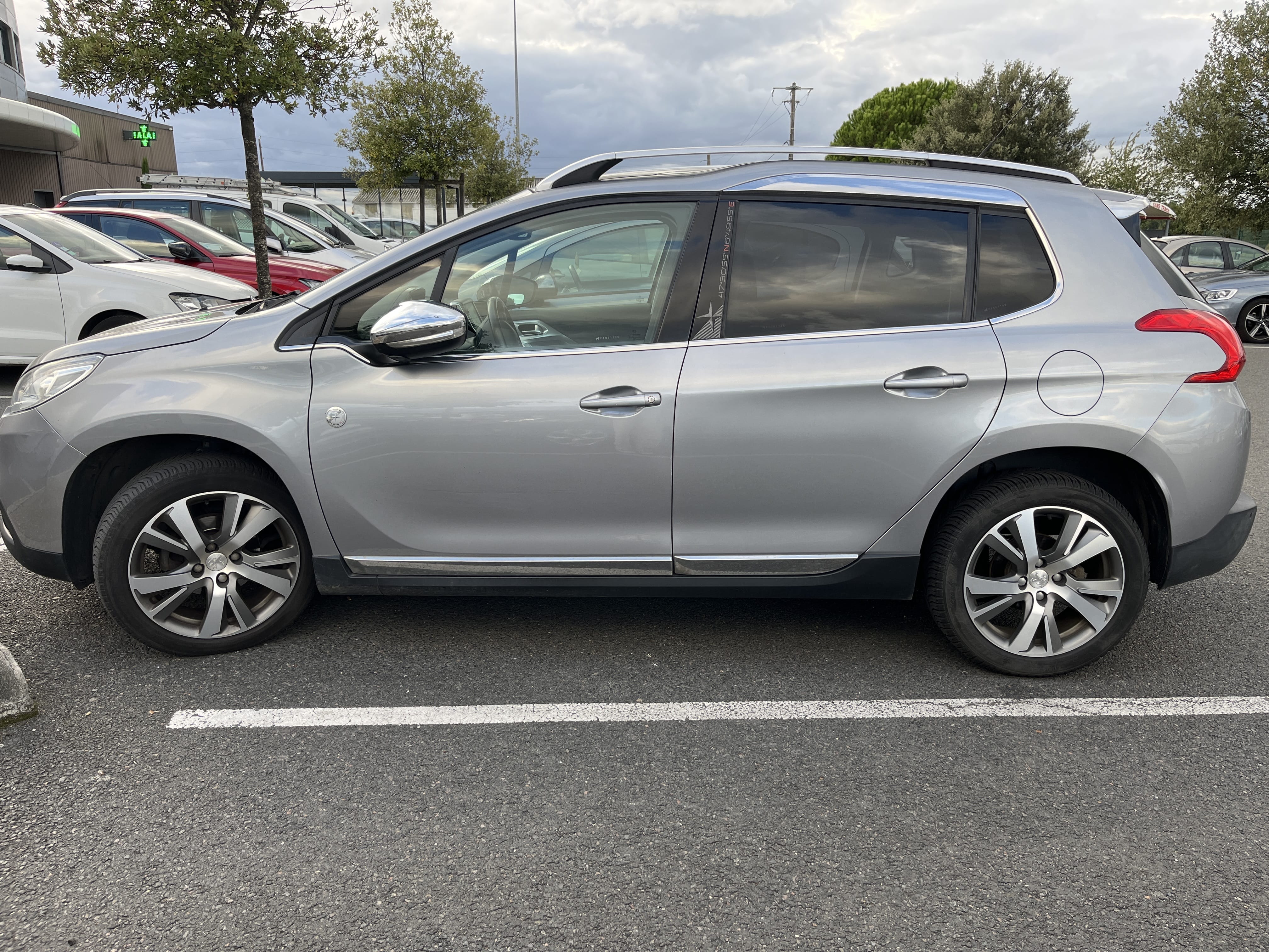 Peugeot 2008 avec Climatisation