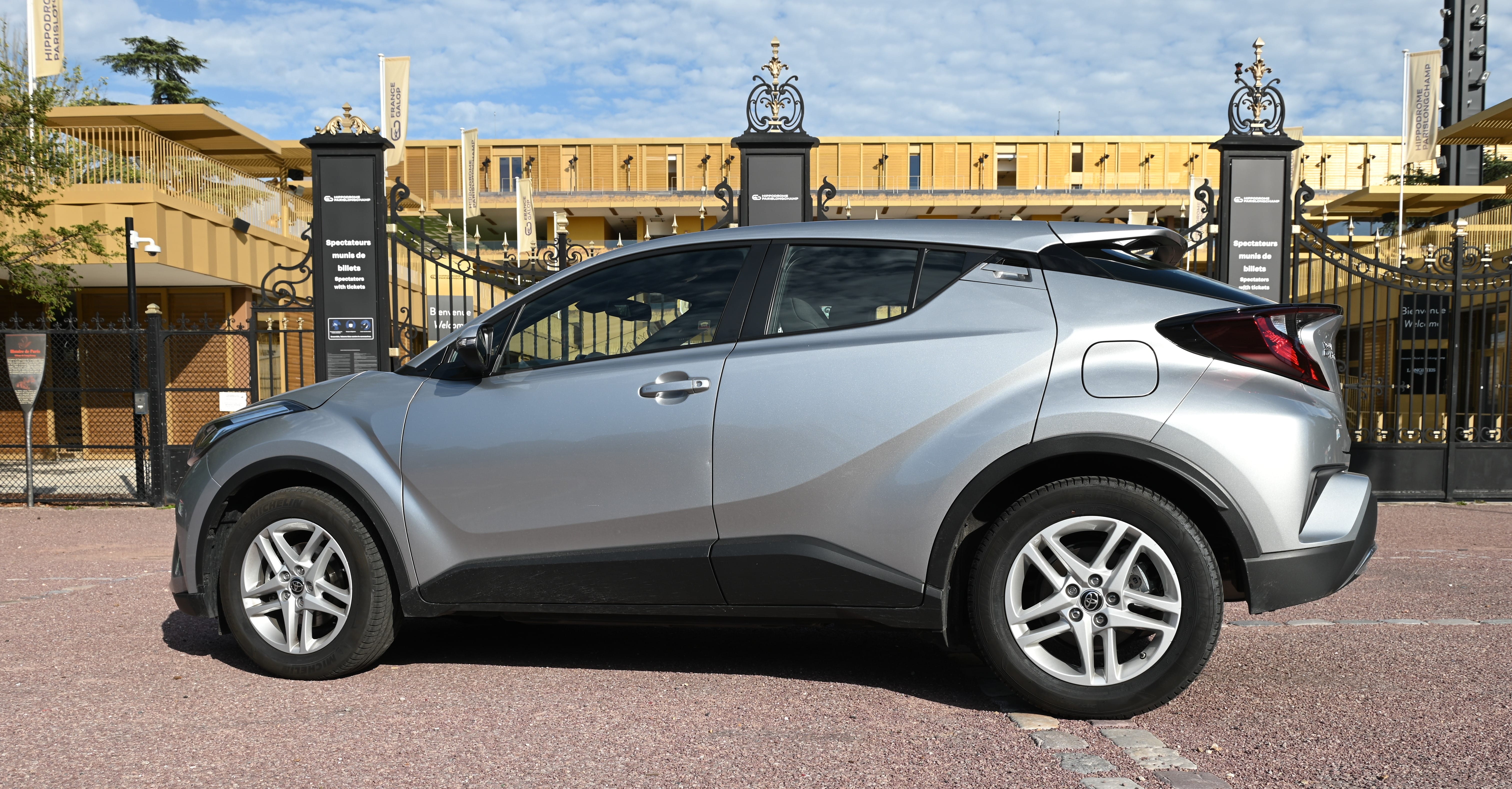 Toyota C-HR avec Climatisation