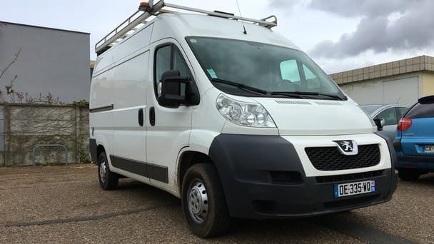 Location Utilitaire Peugeot Boxer 2014 Diesel à Malakoff (Parking