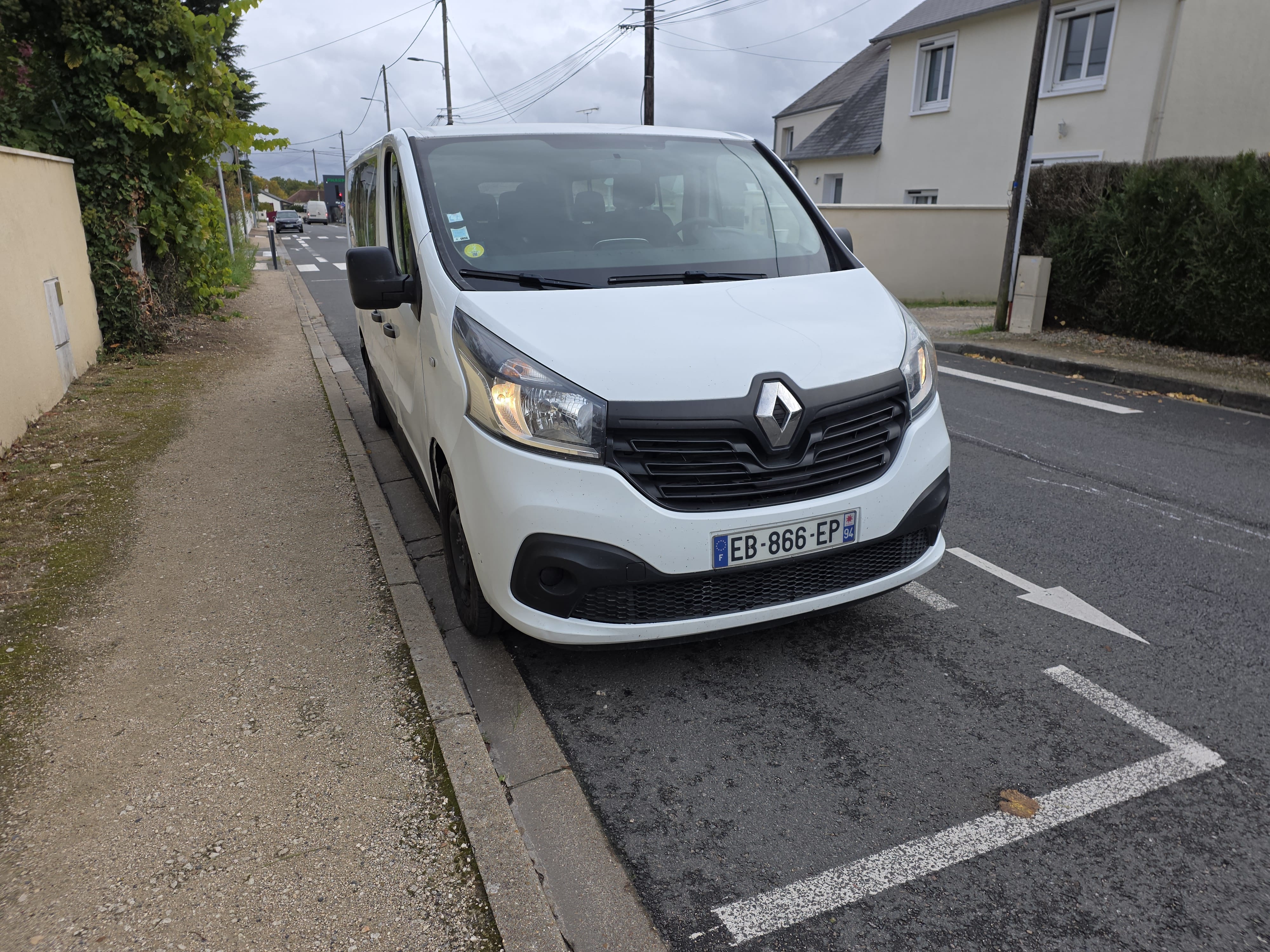 Renault Trafic Passenger Passanger 9 places EB866, 2016, Diesel, 9 places et plus