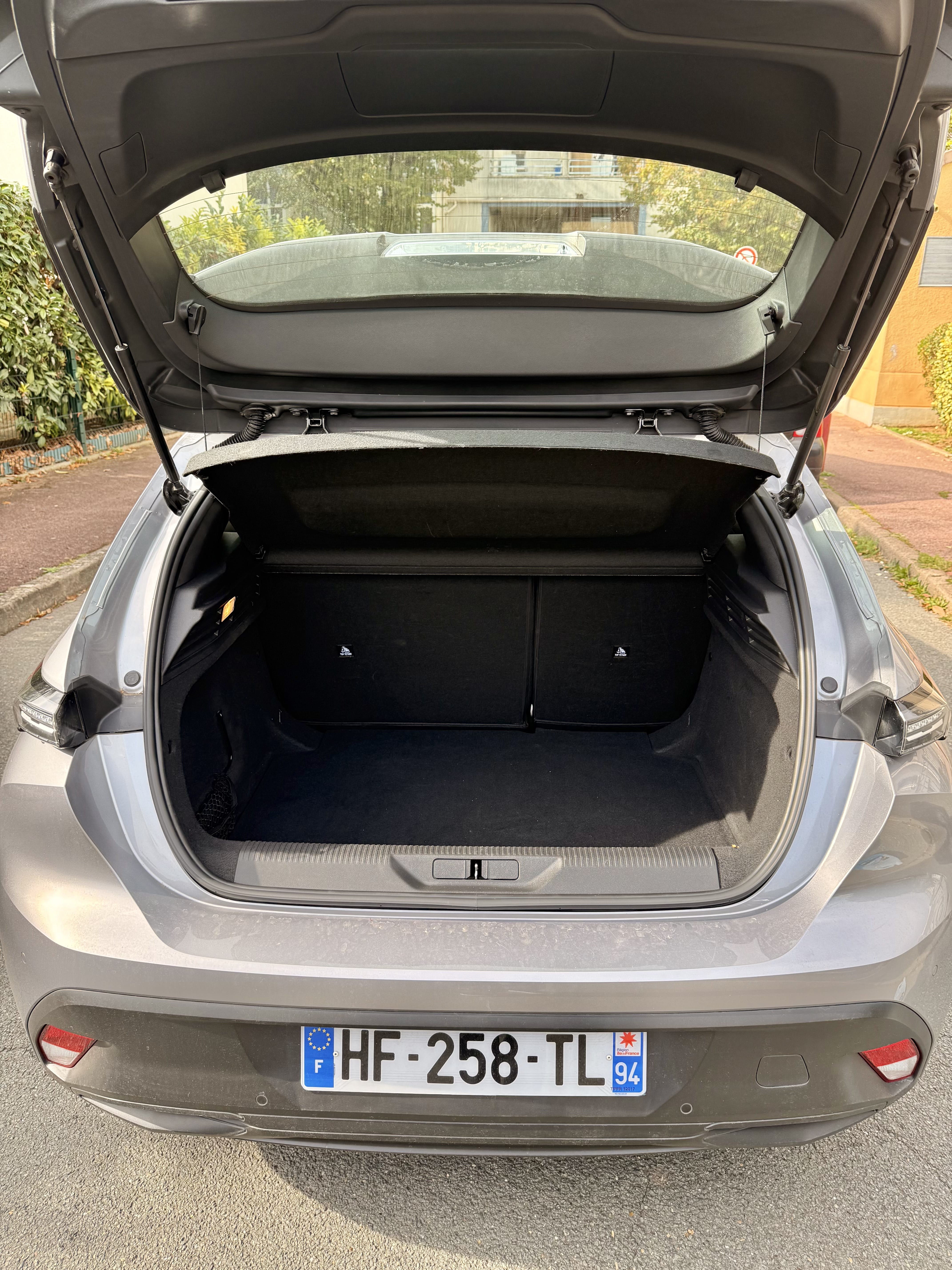Peugeot 308 avec GPS