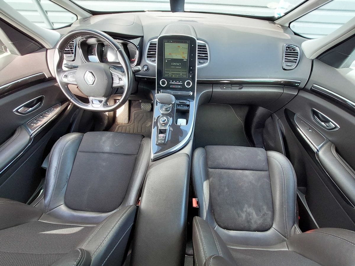 Renault Espace 1.6 DCI 160cv avec GPS