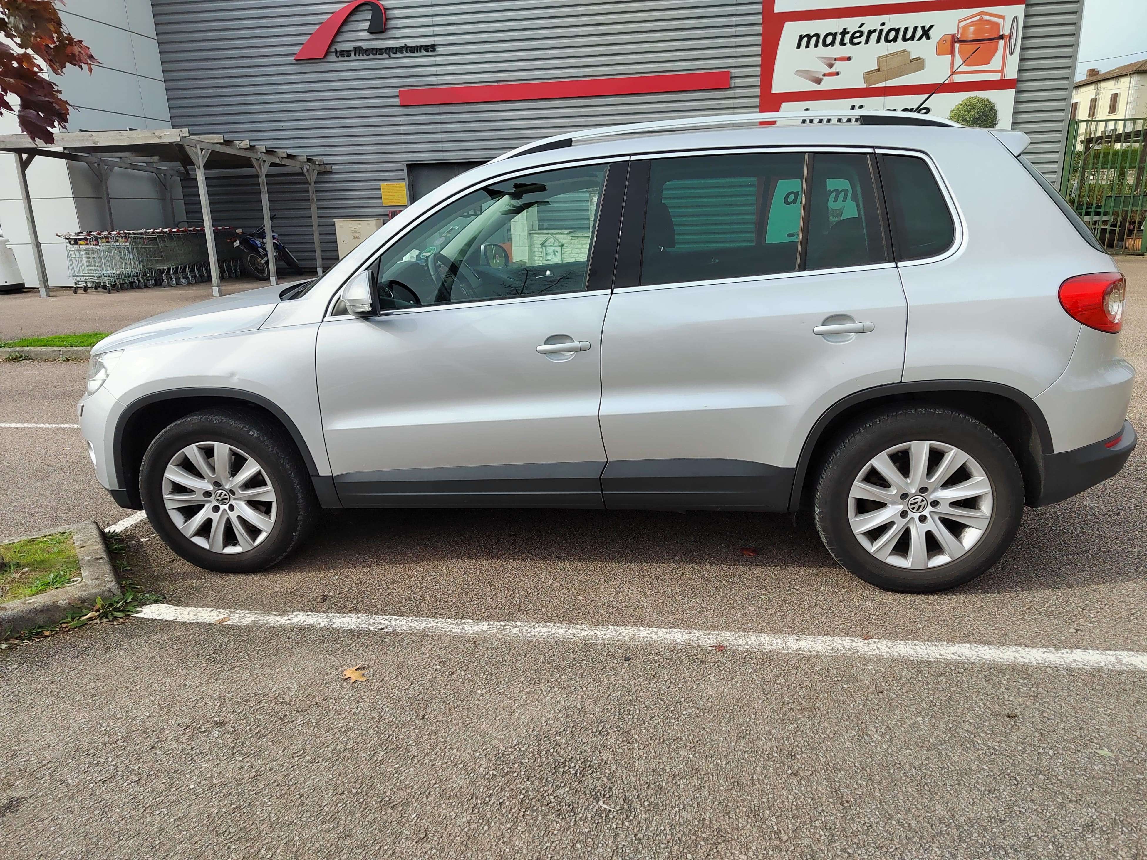 Volkswagen Tiguan avec Climatisation