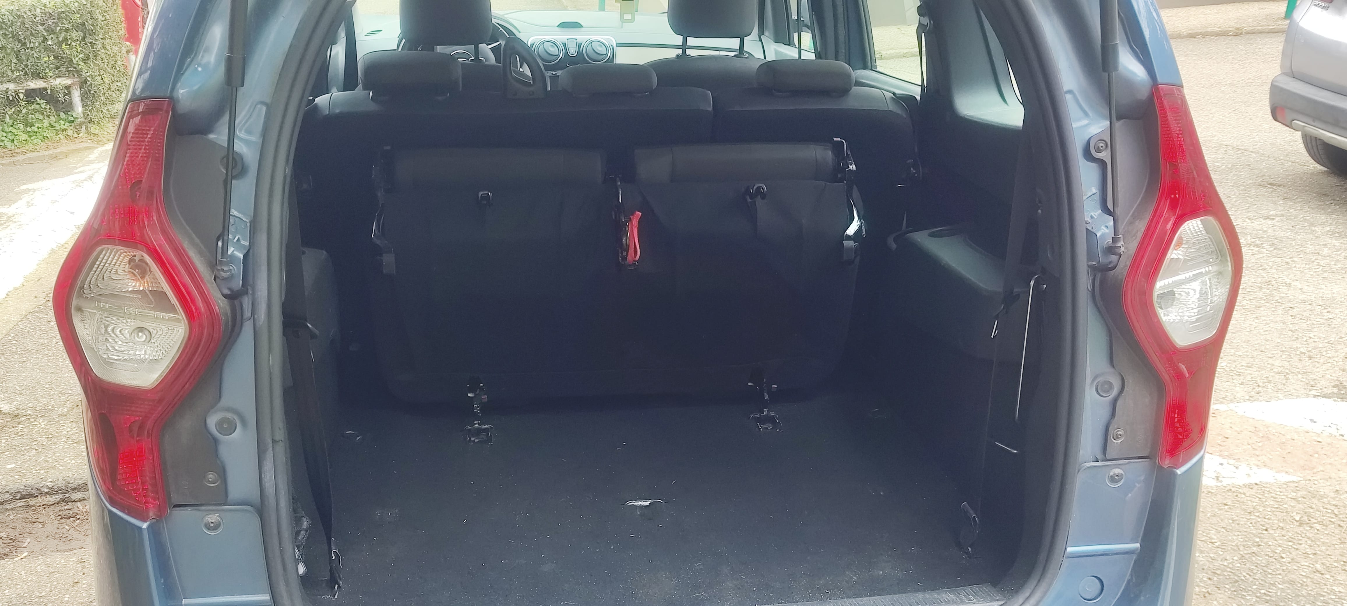 Dacia Lodgy avec Entrée audio / iPod