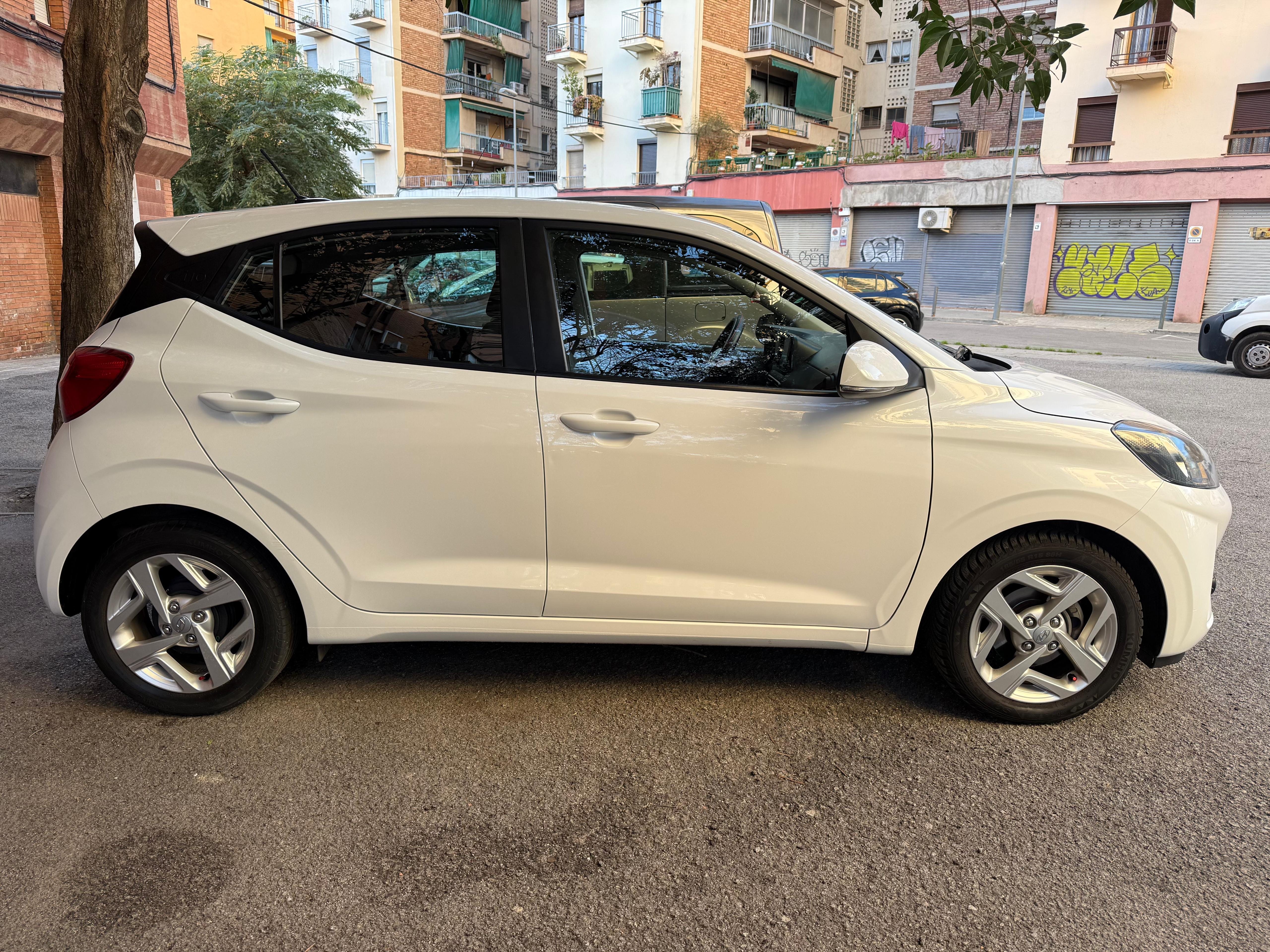 Hyundai i10 with GPS