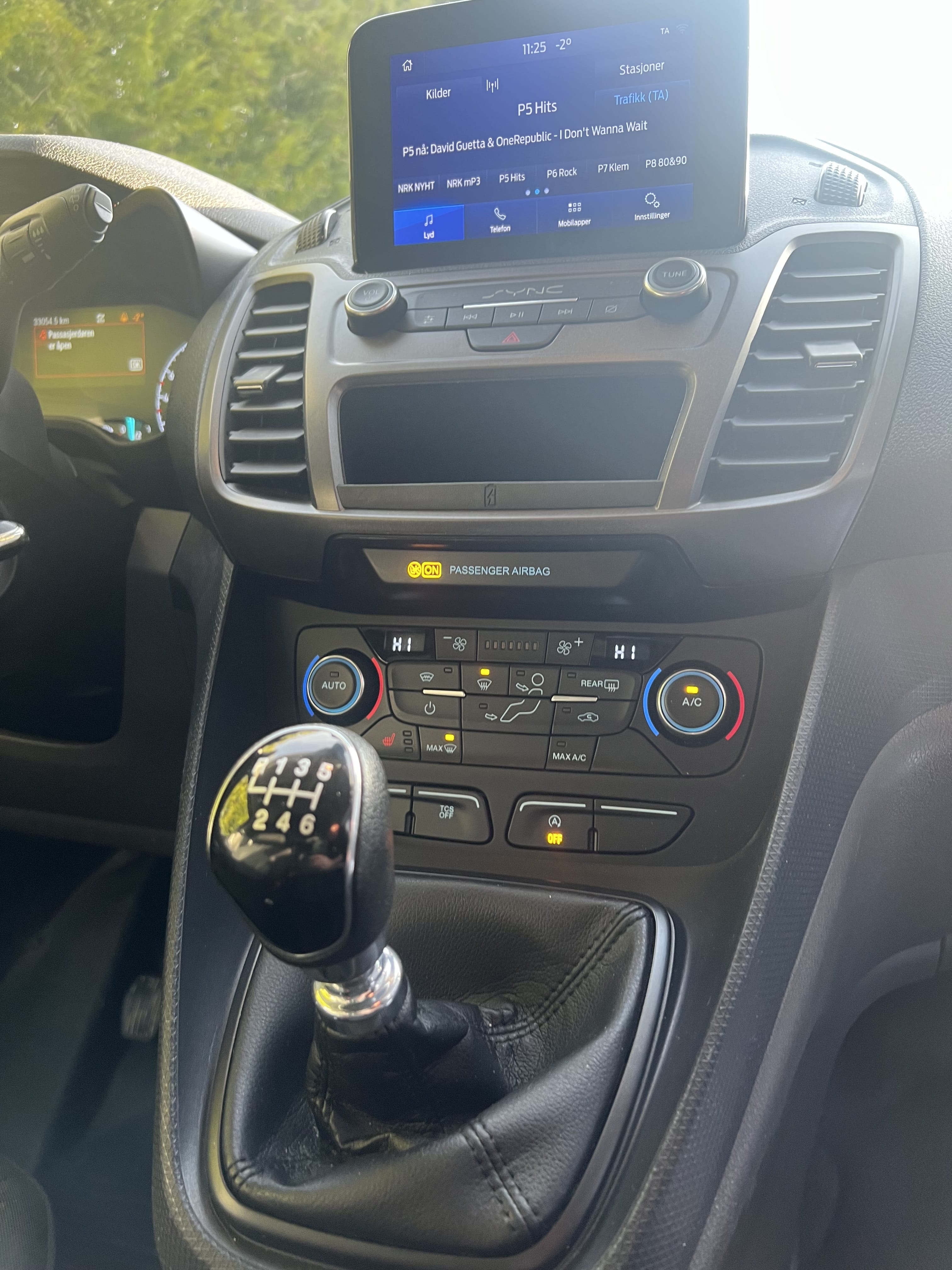 Ford Transit Connect 1.5, 120hk med Tilhengerfeste