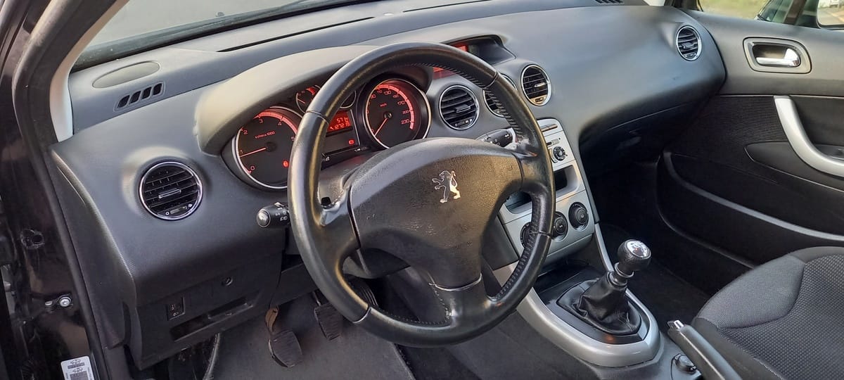 Peugeot 308 2.0 HDI 140